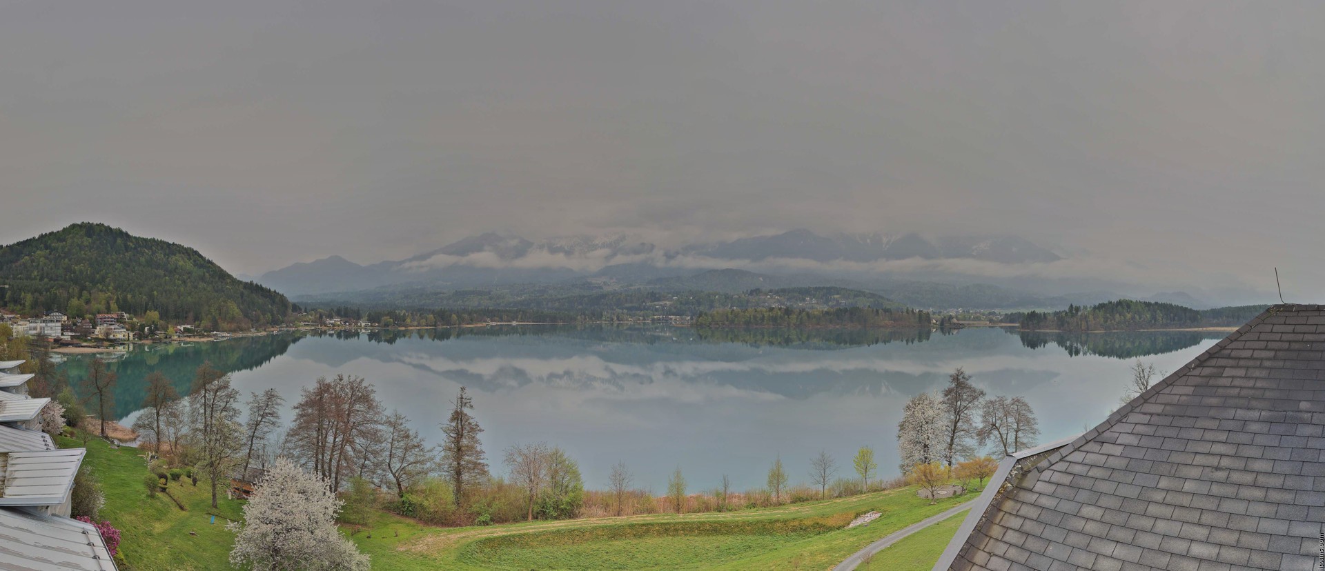 Archiv Foto Webcam Faaker See, Blickrichtung Süden