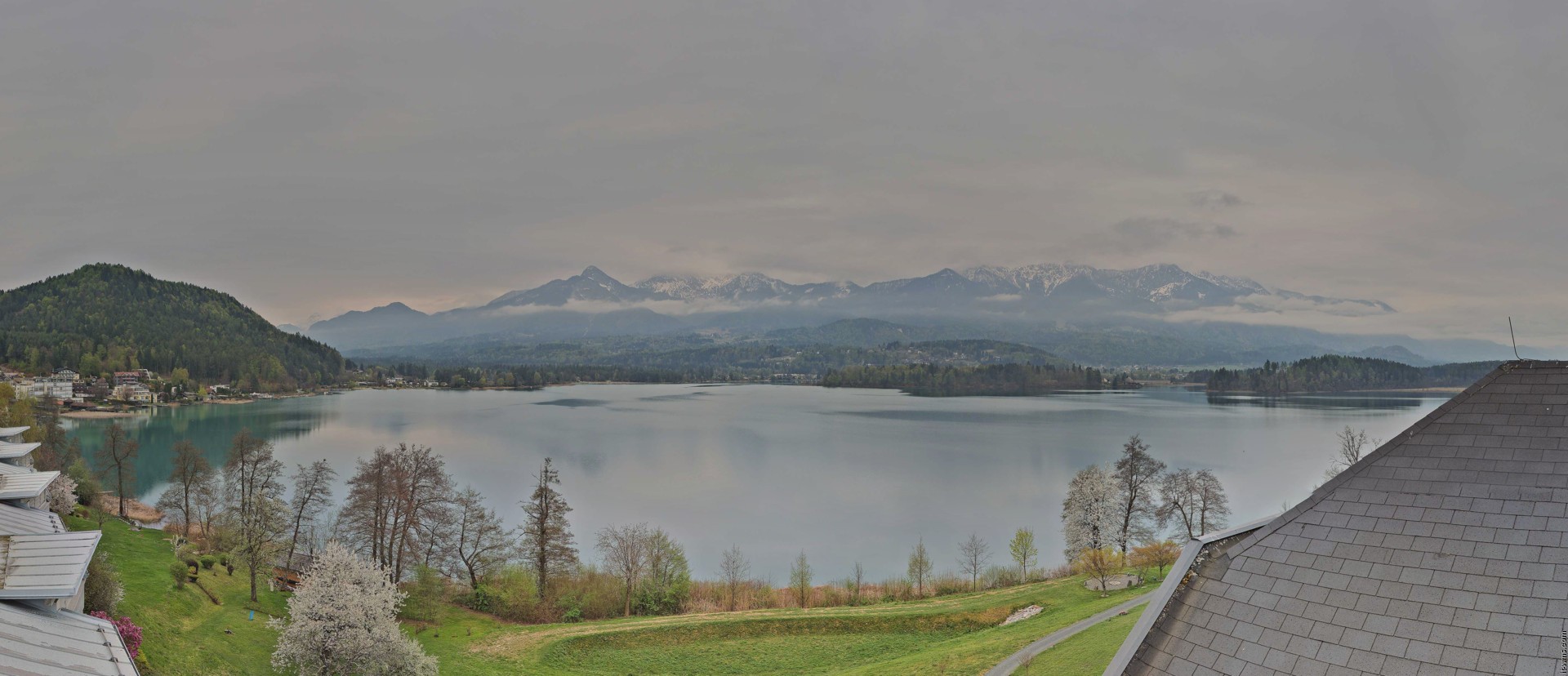 Archiv Foto Webcam Faaker See, Blickrichtung Süden