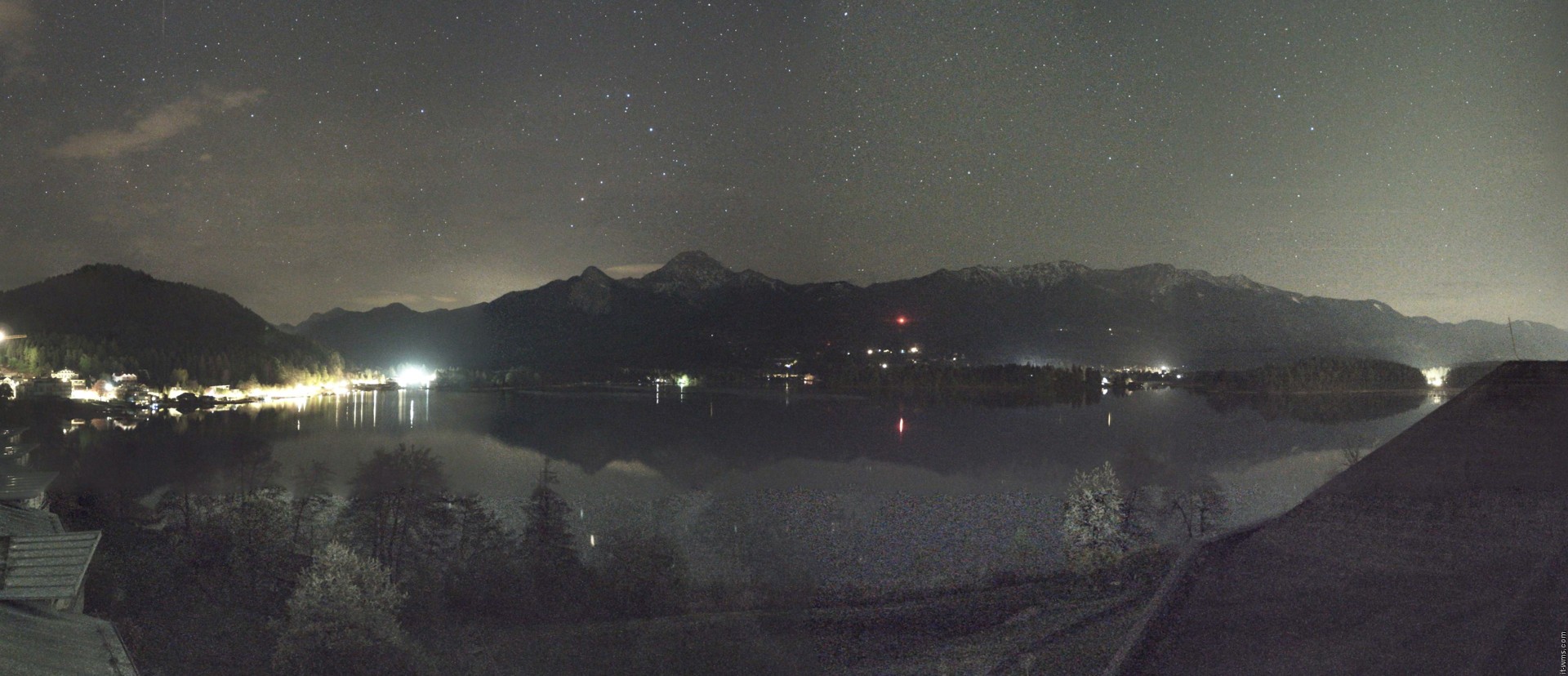 Archived image Webcam Faaker See lake, view direction south