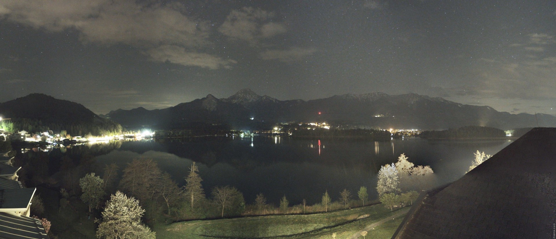 Archived image Webcam Faaker See lake, view direction south
