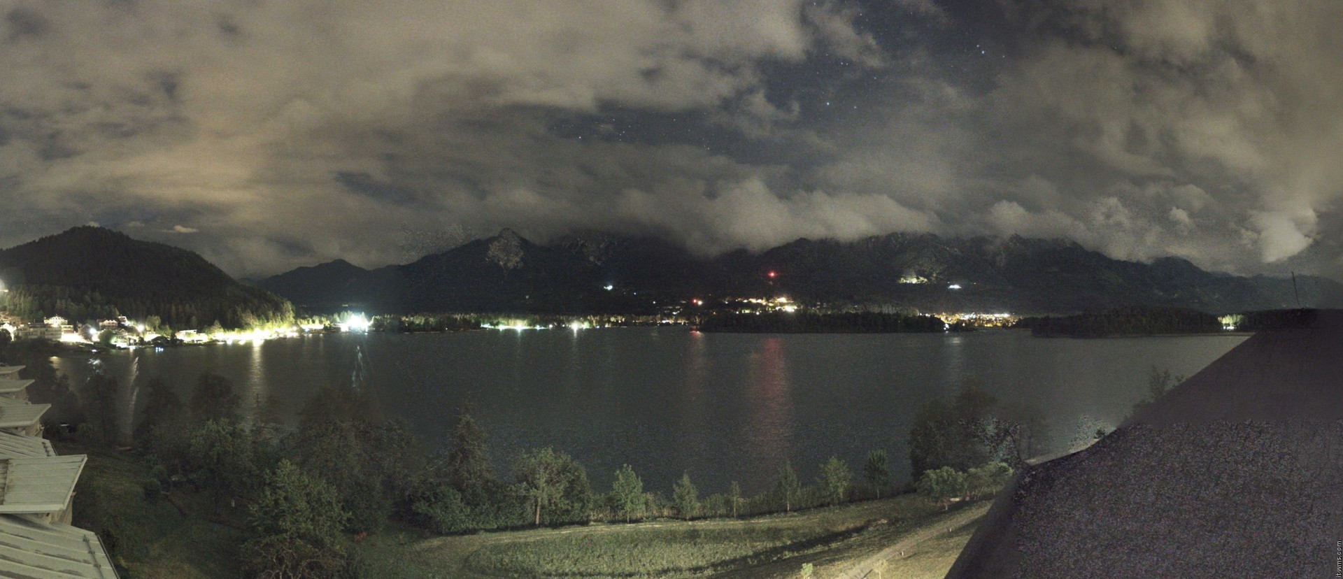 Archived image Webcam Faaker See lake, view direction south