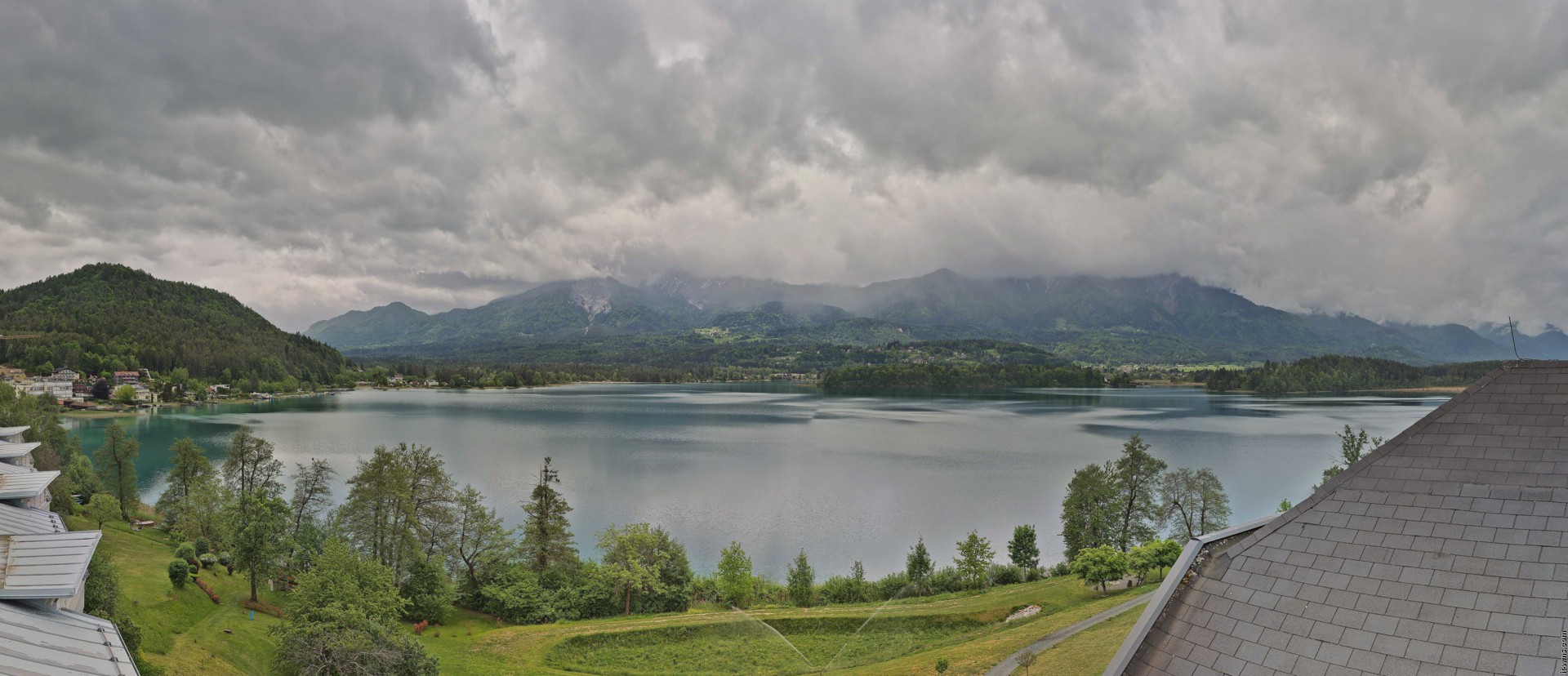 Archived image Webcam Faaker See lake, view direction south