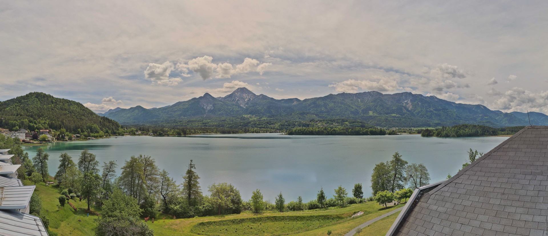 Archiv Foto Webcam Faaker See, Blickrichtung Süden