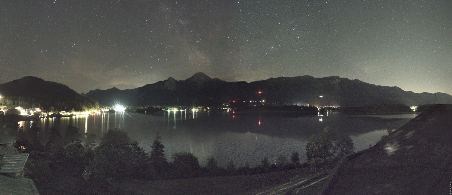 Archiv Foto Webcam Faaker See, Blickrichtung Süden