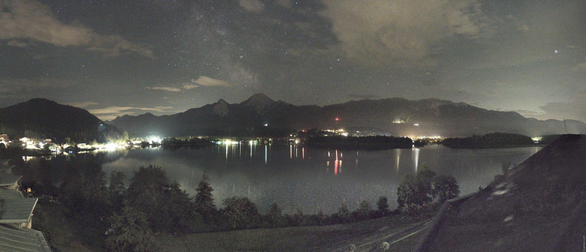 Archiv Foto Webcam Faaker See, Blickrichtung Süden