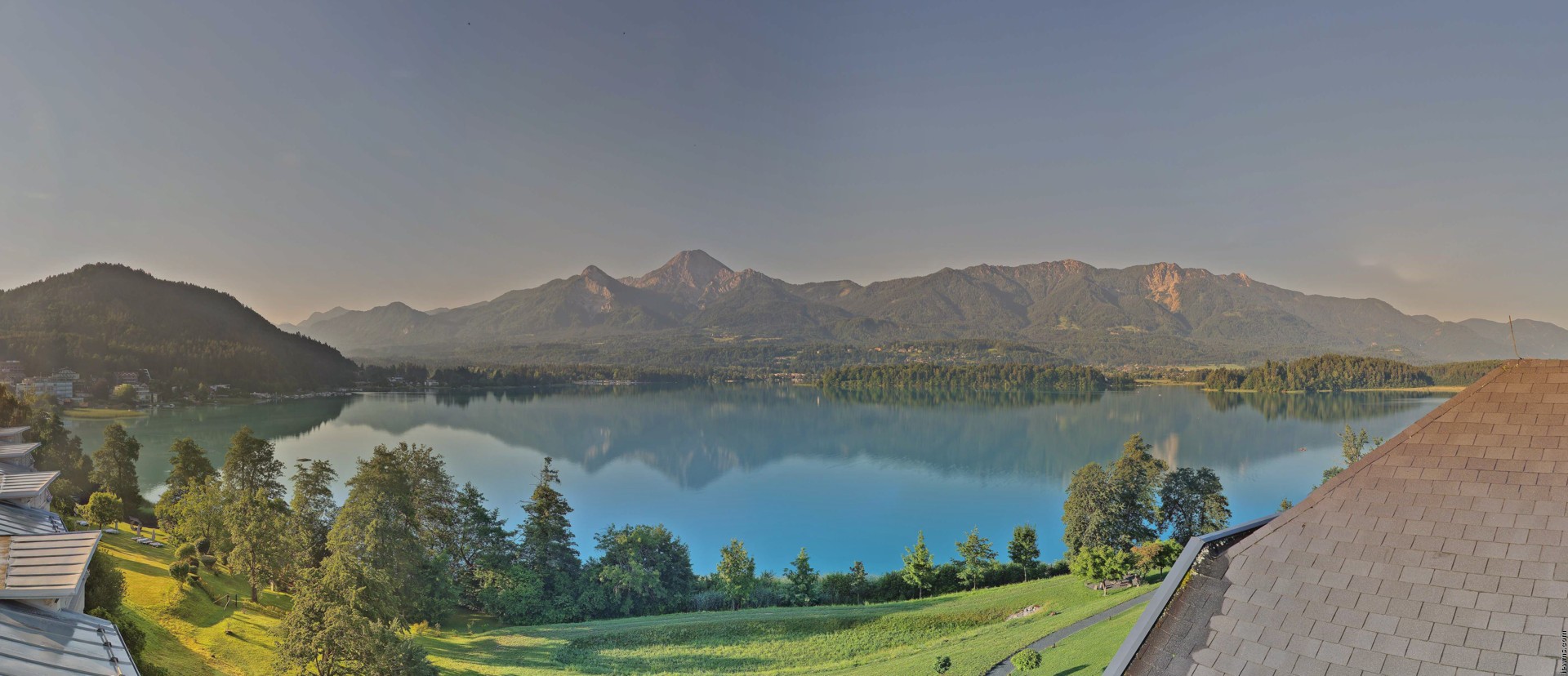 Archiv Foto Webcam Faaker See, Blickrichtung Süden