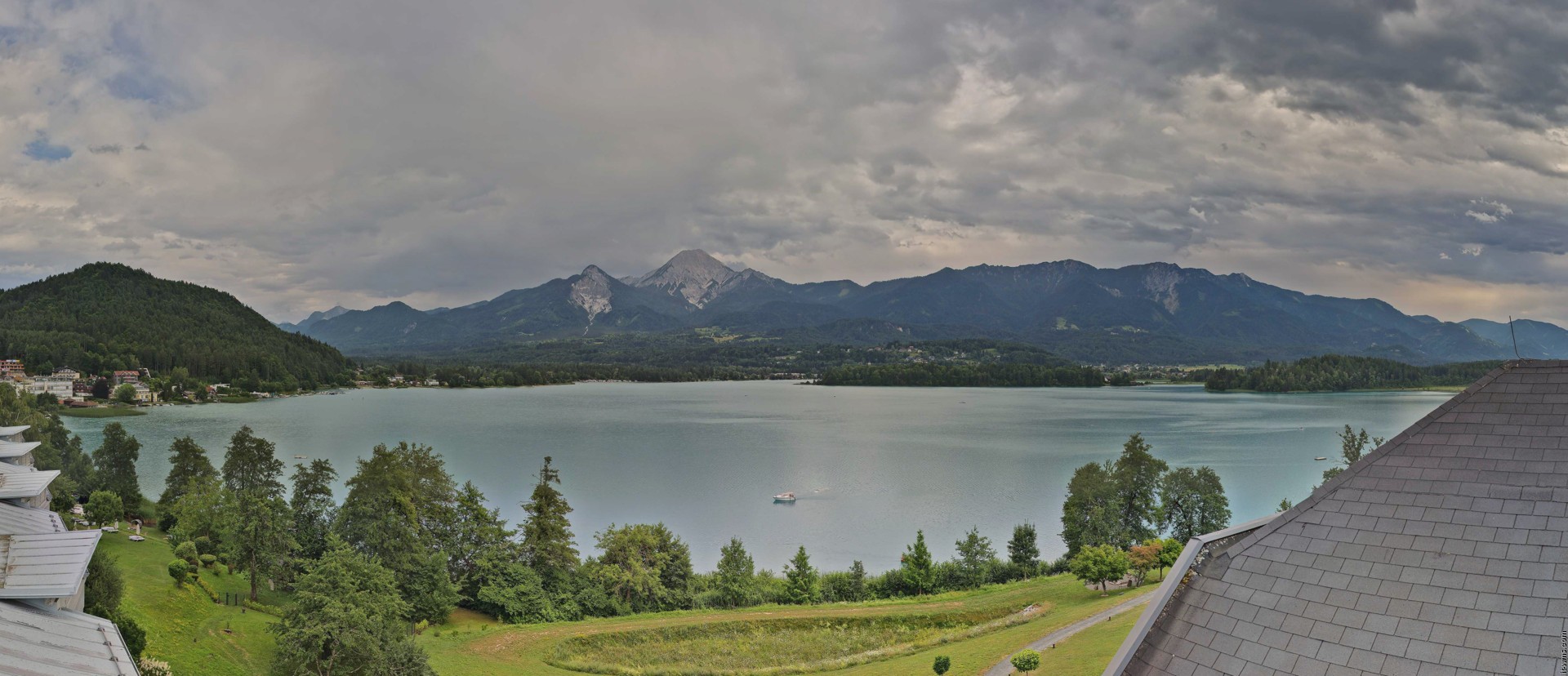 Archiv Foto Webcam Faaker See, Blickrichtung Süden