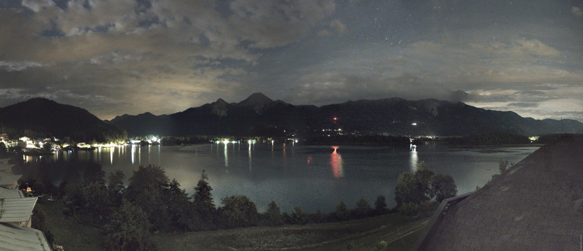 Archiv Foto Webcam Faaker See, Blickrichtung Süden
