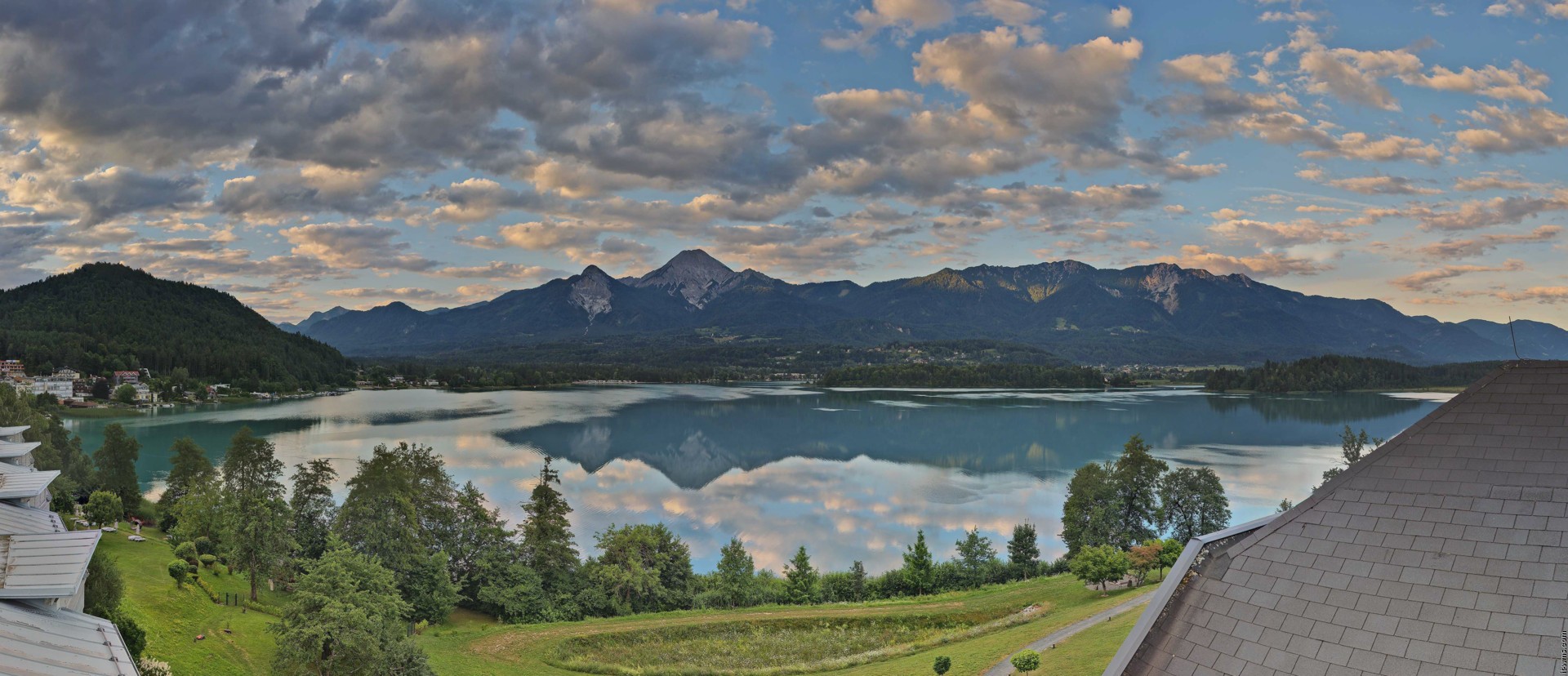 Archiv Foto Webcam Faaker See, Blickrichtung Süden