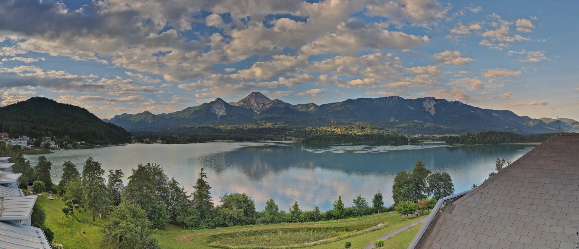 Archiv Foto Webcam Faaker See, Blickrichtung Süden