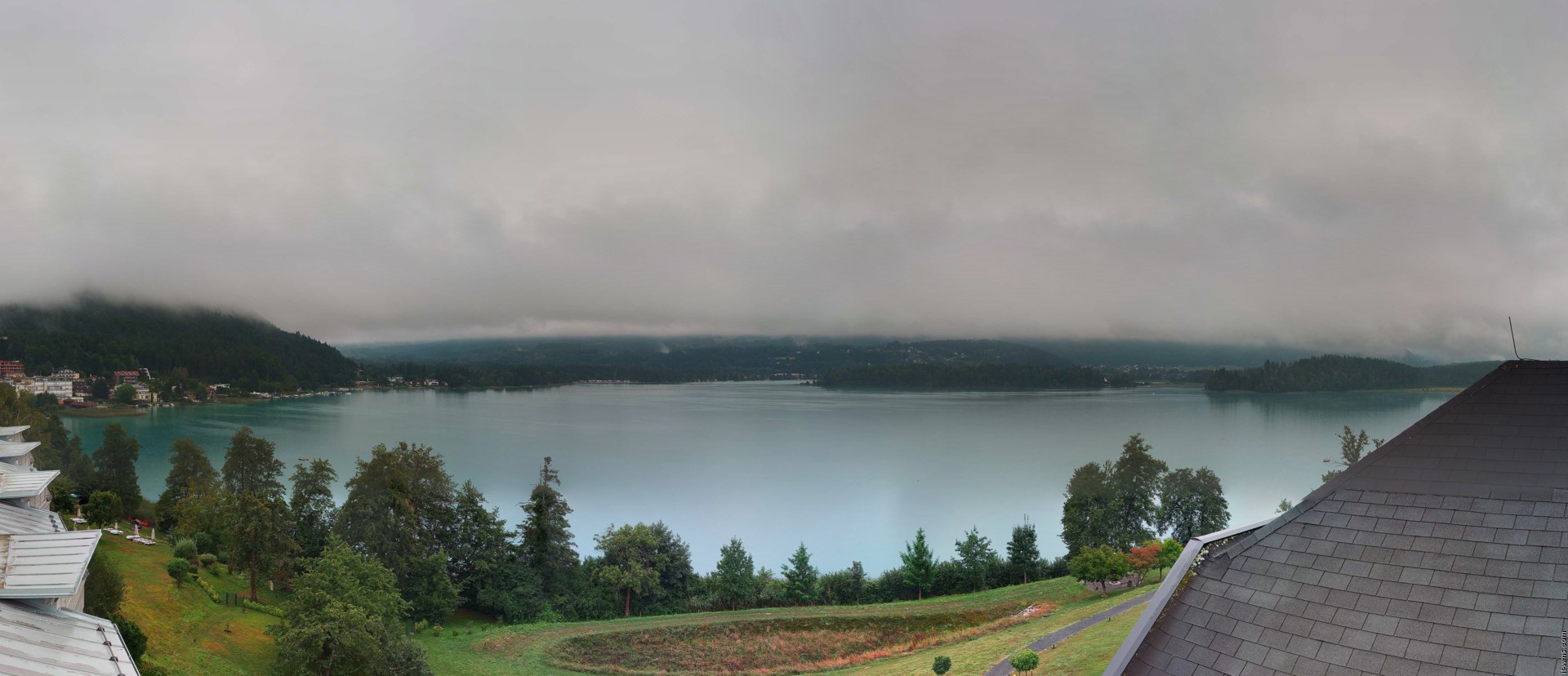 Archiv Foto Webcam Faaker See, Blickrichtung Süden