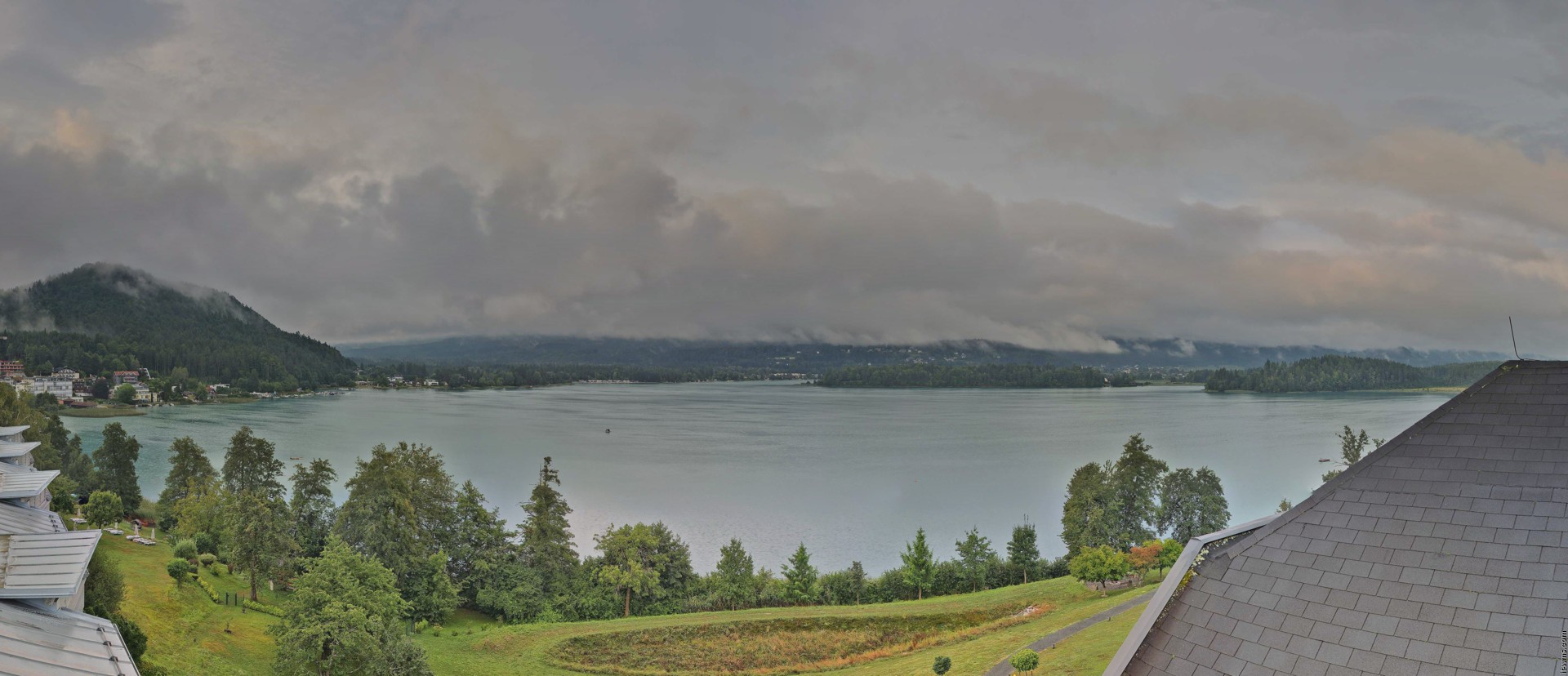 Archiv Foto Webcam Faaker See, Blickrichtung Süden