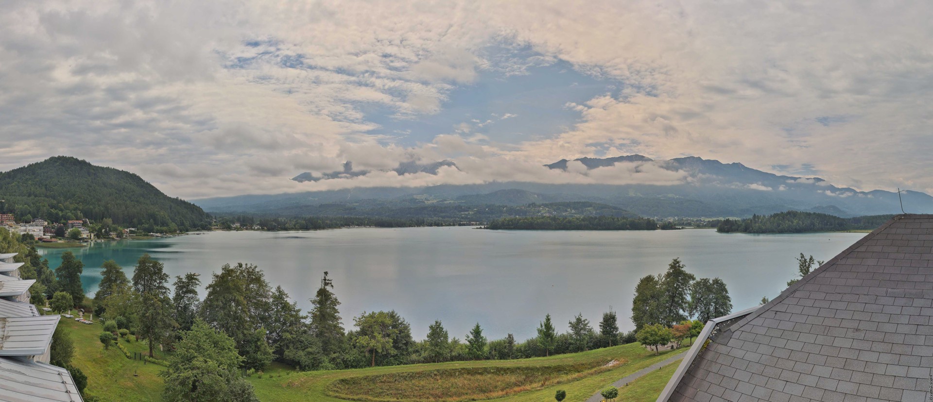 Archiv Foto Webcam Faaker See, Blickrichtung Süden