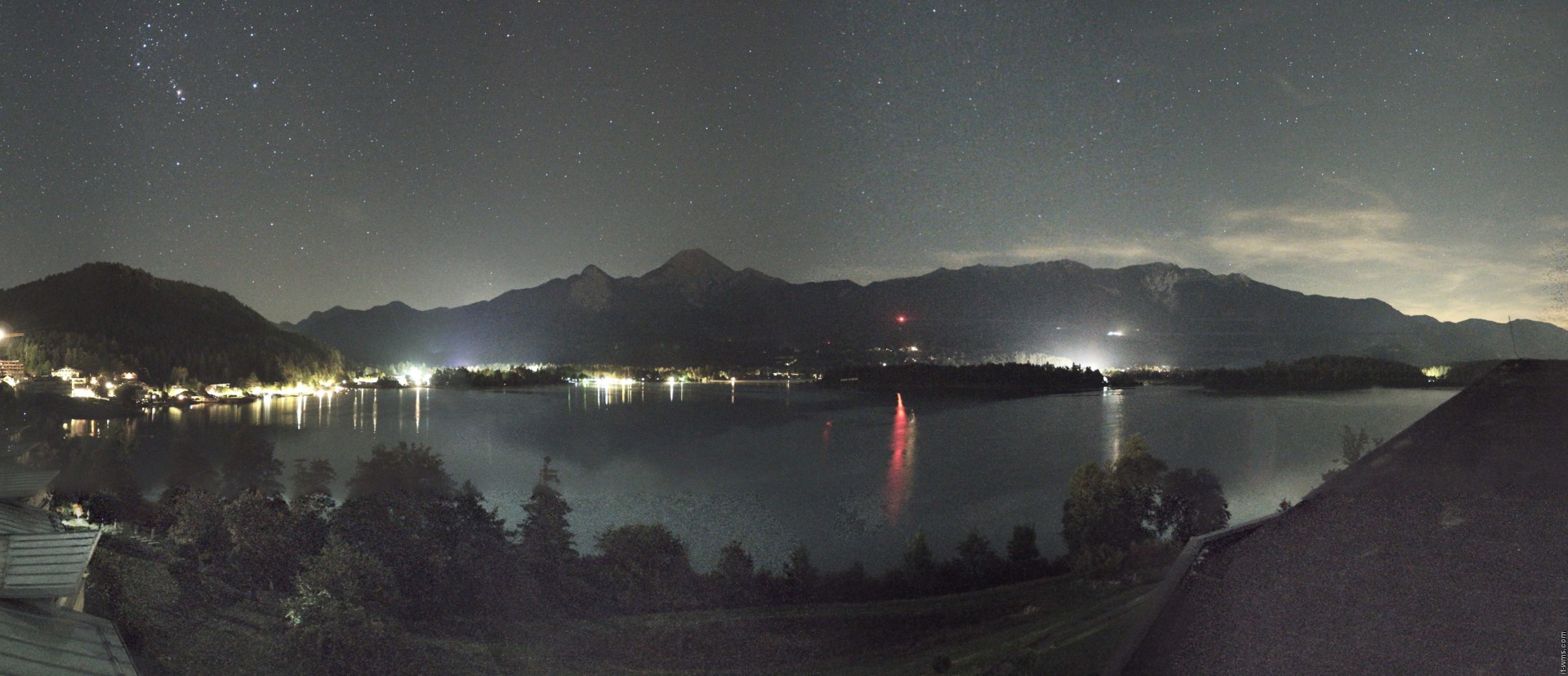 Archiv Foto Webcam Faaker See, Blickrichtung Süden