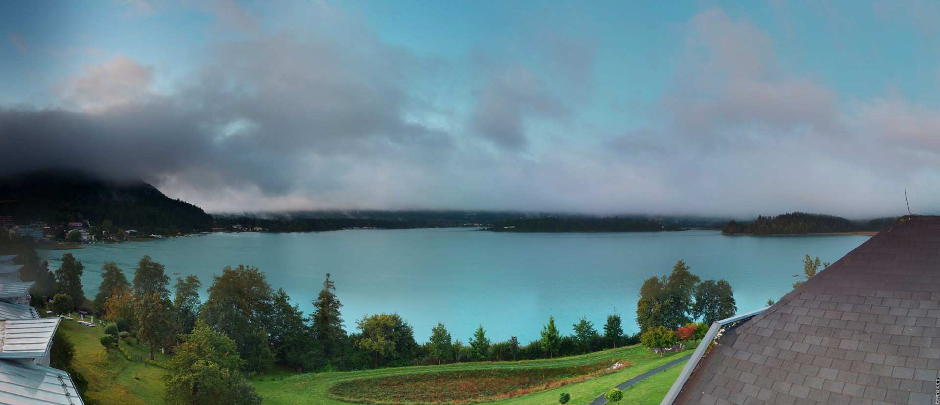 Archiv Foto Webcam Faaker See, Blickrichtung Süden