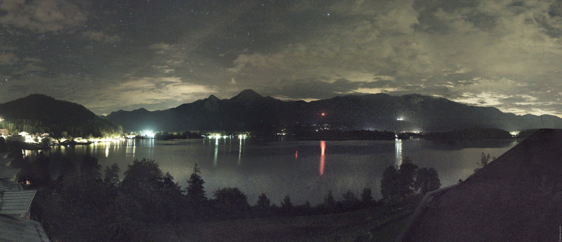 Archiv Foto Webcam Faaker See, Blickrichtung Süden
