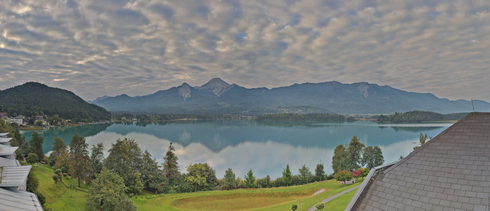 Archiv Foto Webcam Faaker See, Blickrichtung Süden