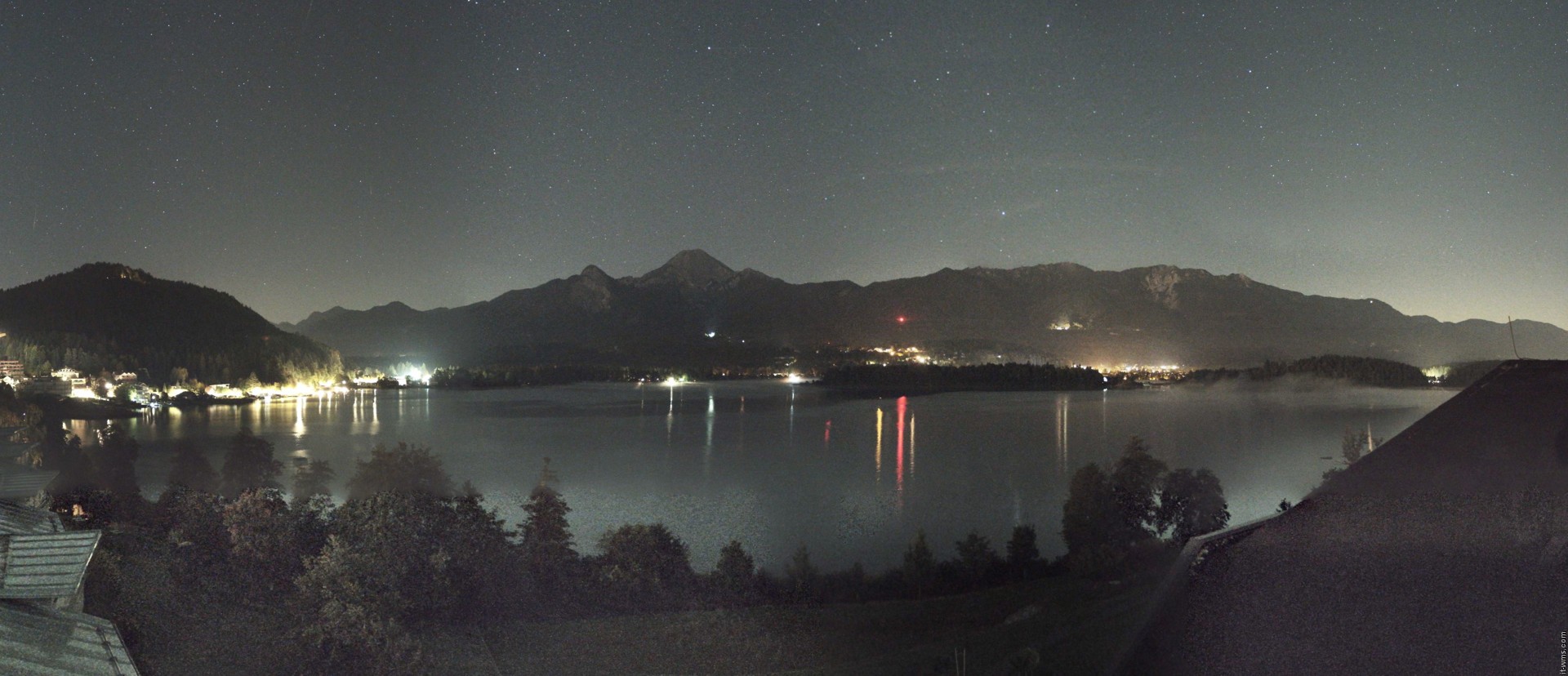 Archived image Webcam Faaker See lake, view direction south