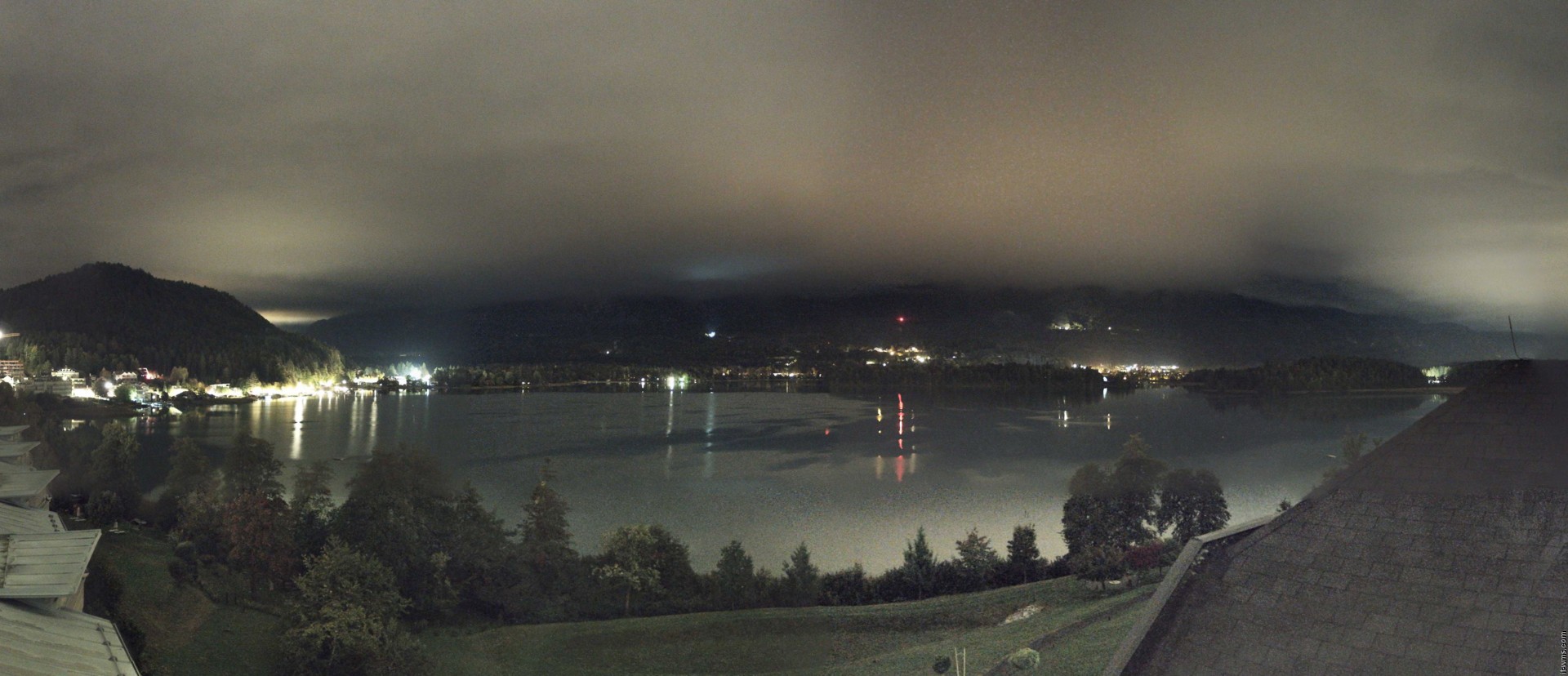 Archived image Webcam Faaker See lake, view direction south