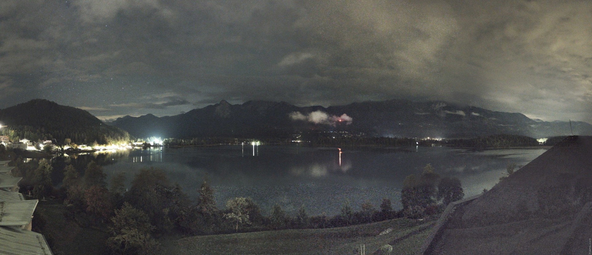 Archived image Webcam Faaker See lake, view direction south