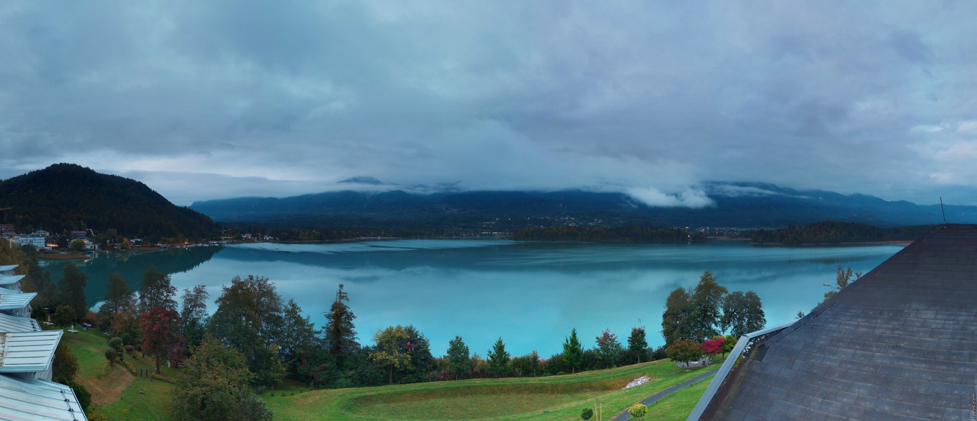Archived image Webcam Faaker See lake, view direction south