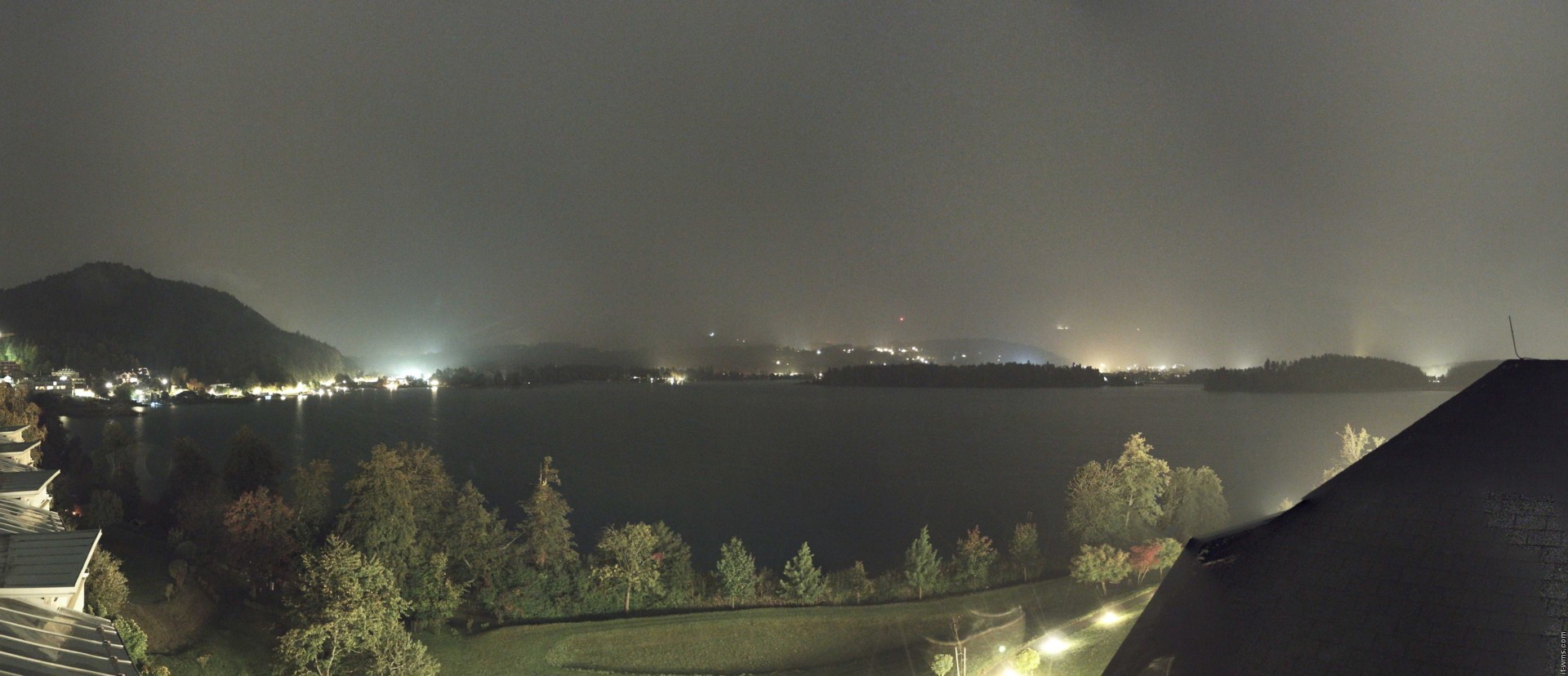 Archived image Webcam Faaker See lake, view direction south