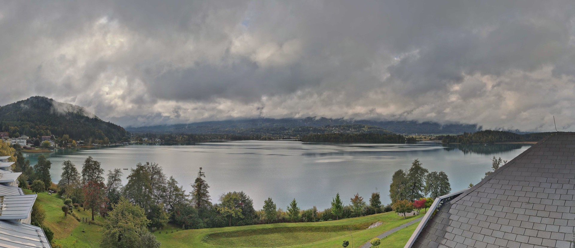 Archived image Webcam Faaker See lake, view direction south