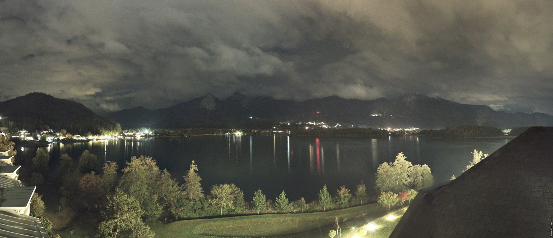 Archiv Foto Webcam Faaker See, Blickrichtung Süden