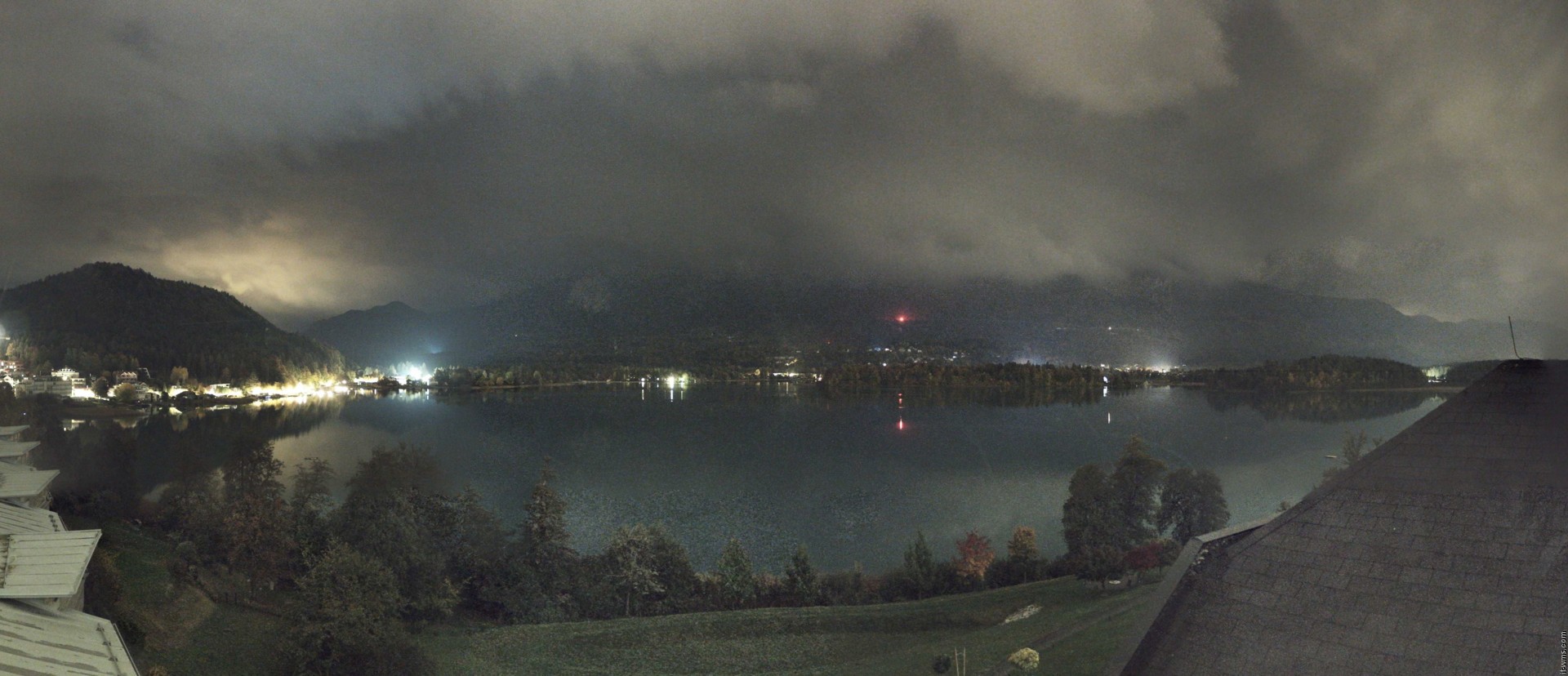 Archiv Foto Webcam Faaker See, Blickrichtung Süden