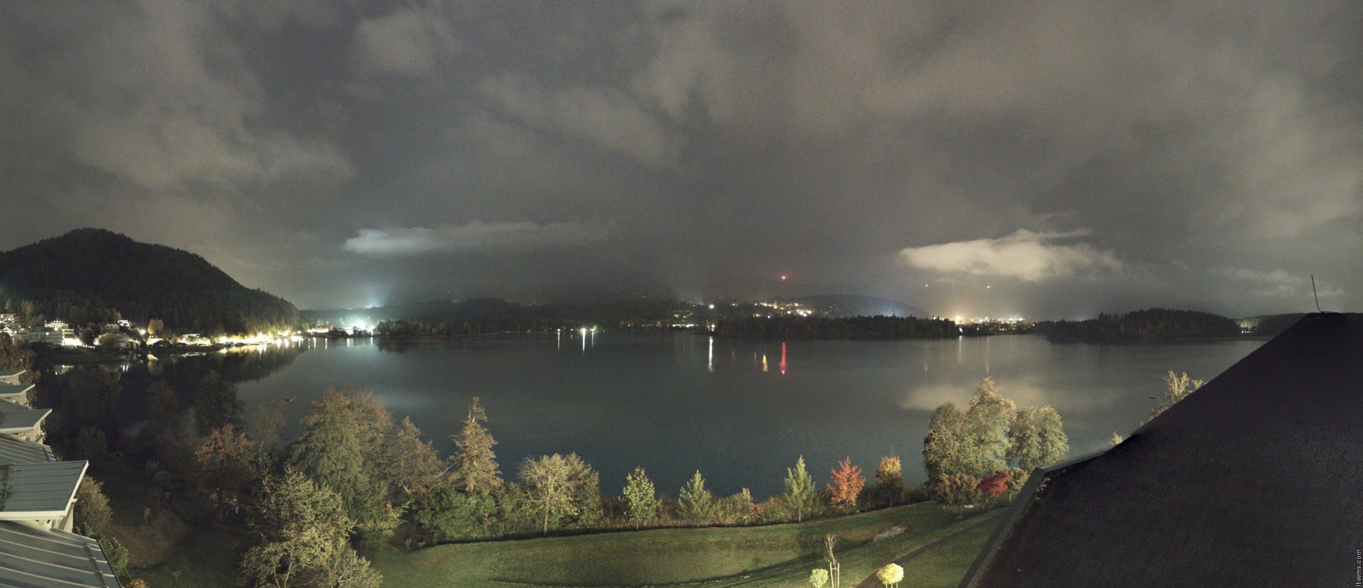 Archiv Foto Webcam Faaker See, Blickrichtung Süden