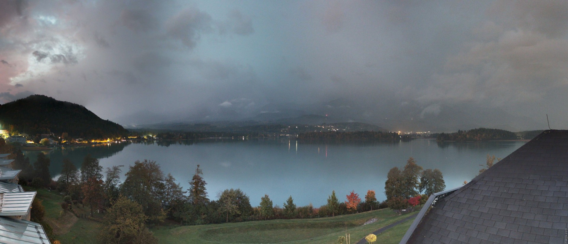 Archiv Foto Webcam Faaker See, Blickrichtung Süden