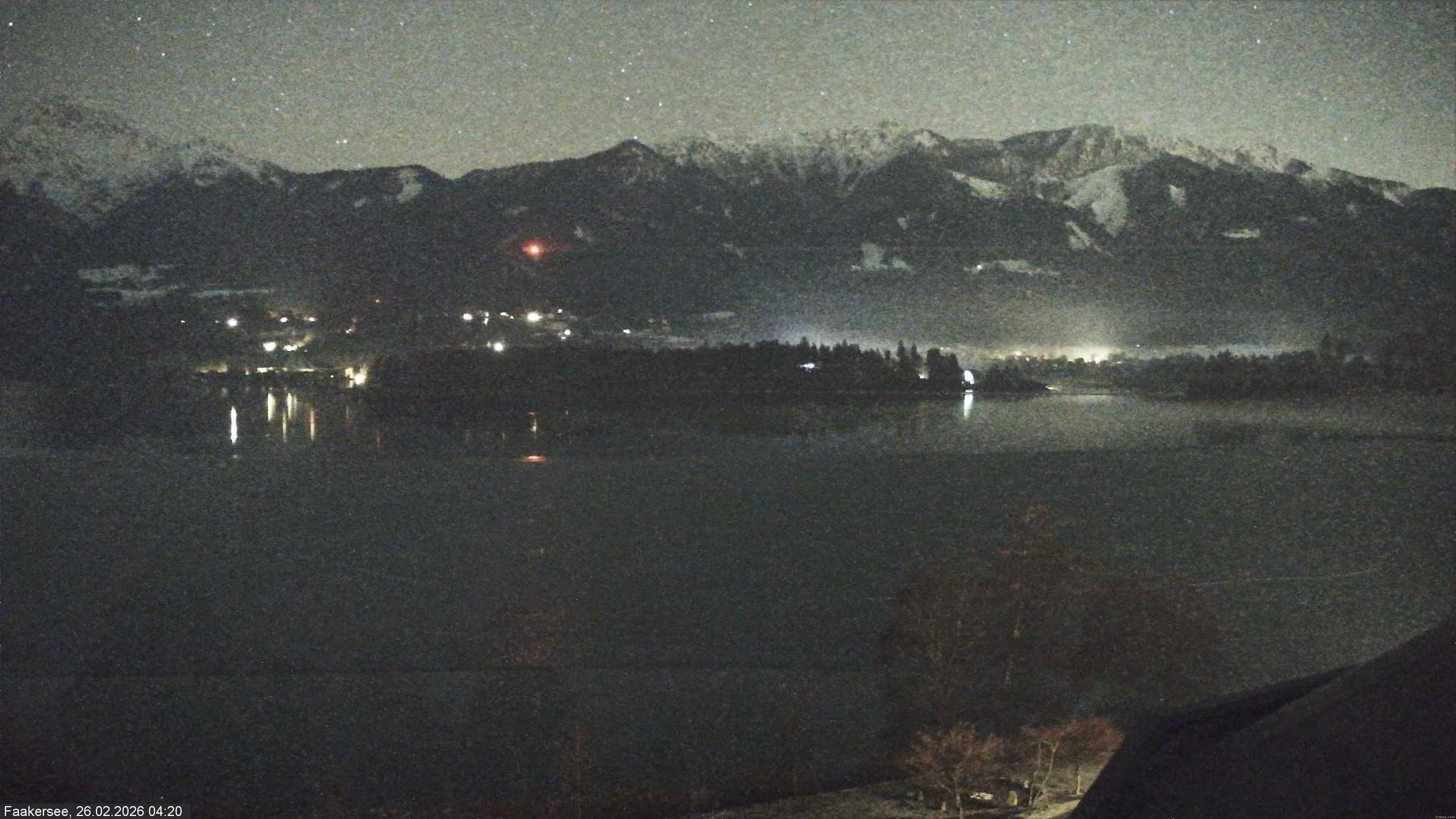 Archived image Webcam Faaker See lake, near Villach