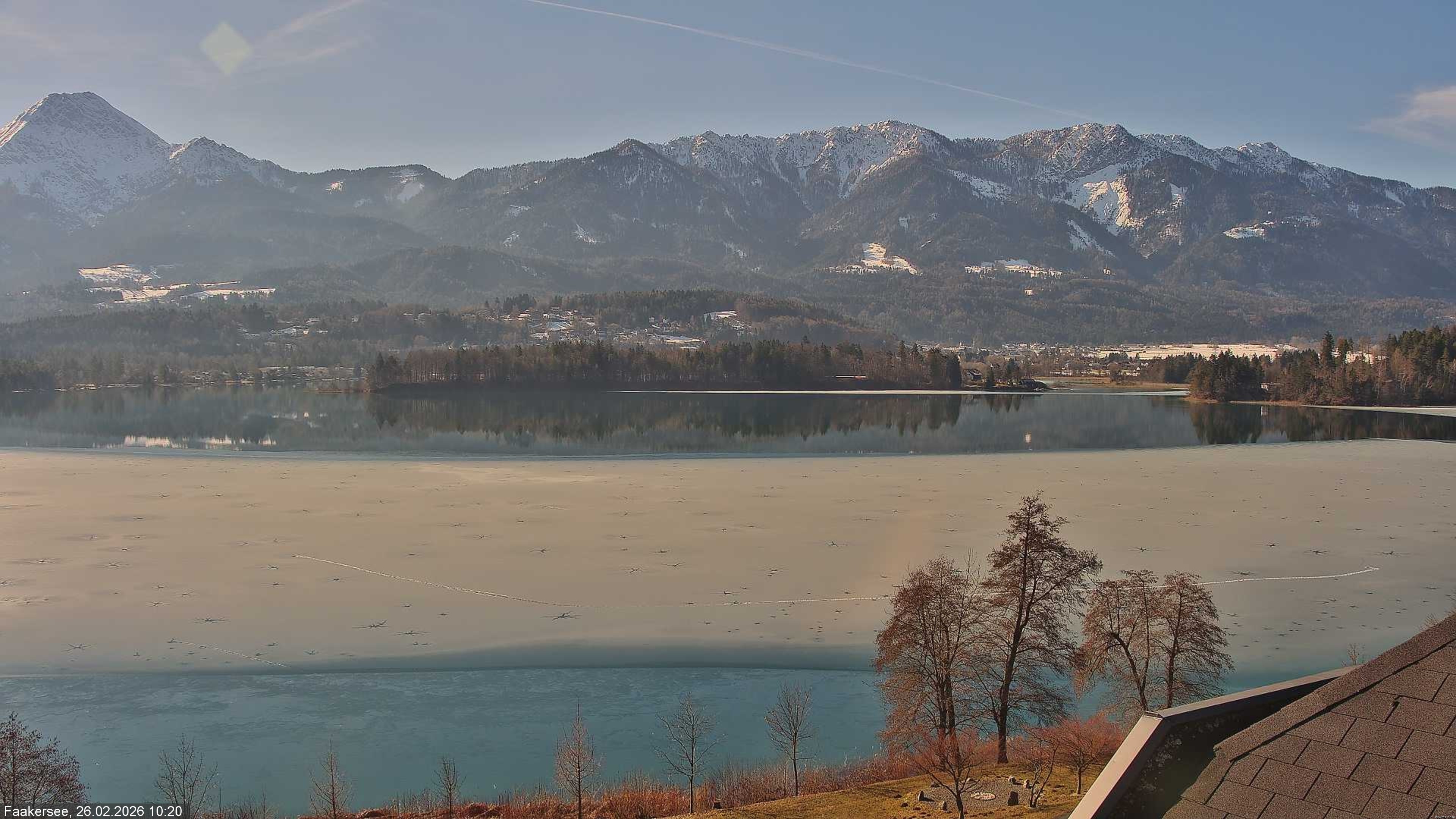 Archived image Webcam Faaker See lake, near Villach