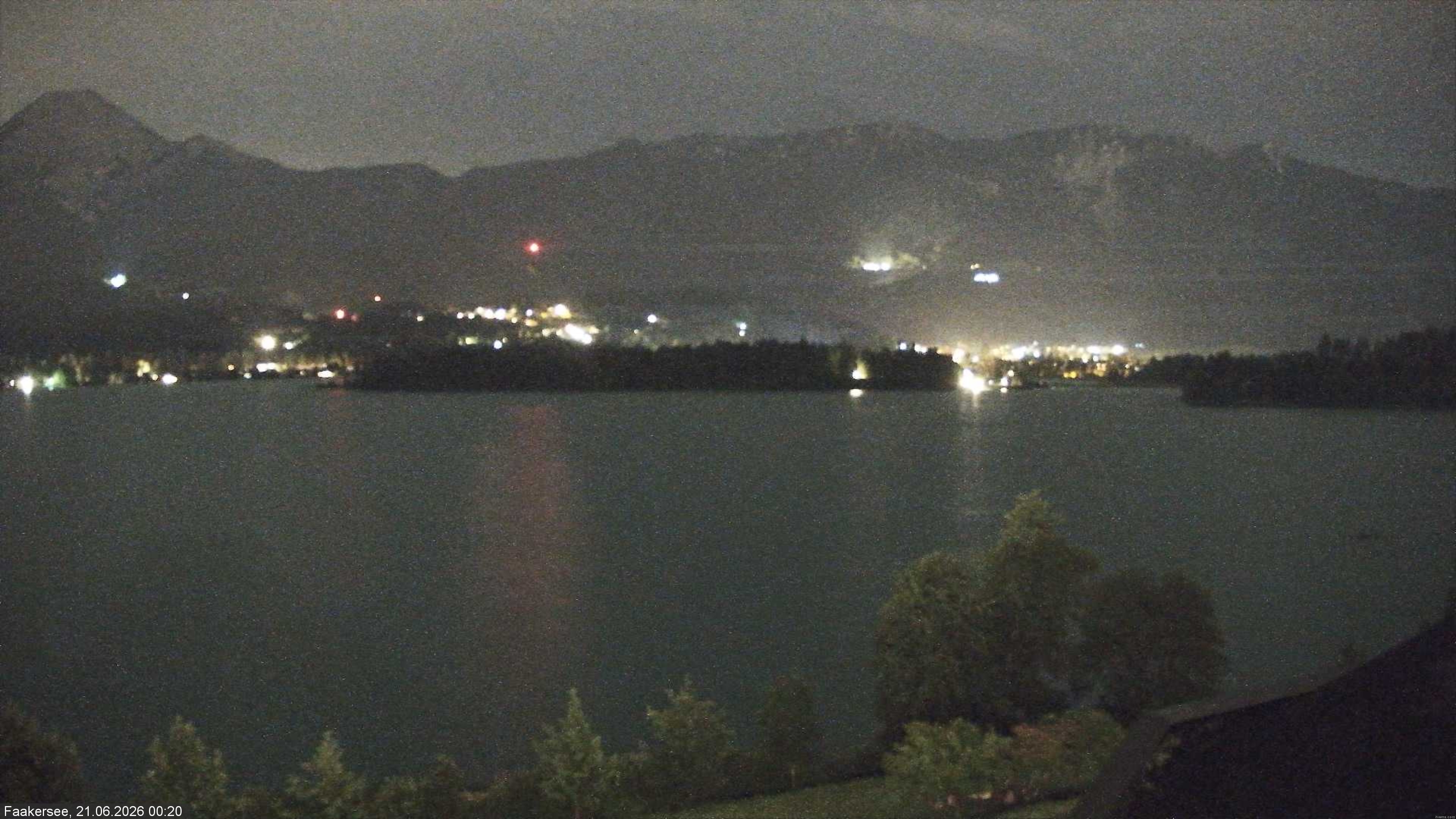 Archived image Webcam Faaker See lake, near Villach