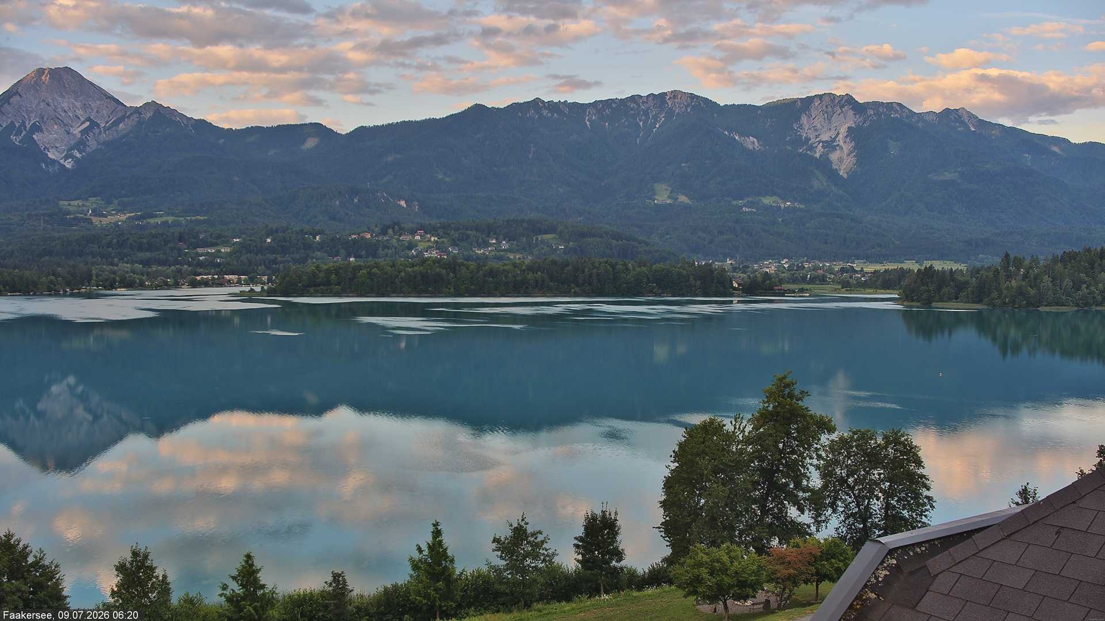 Archived image Webcam Faaker See lake, near Villach