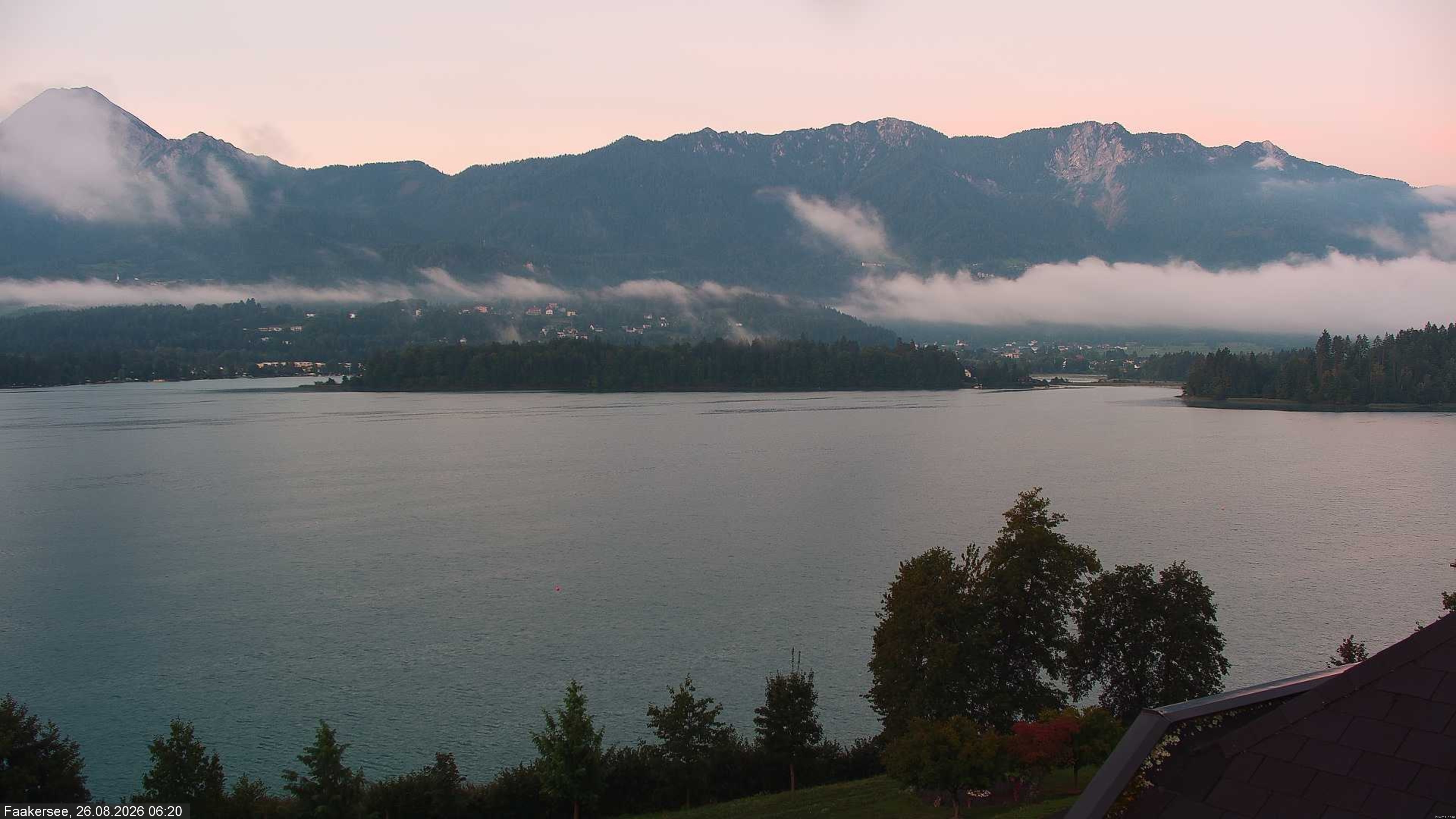 Archived image Webcam Faaker See lake, near Villach