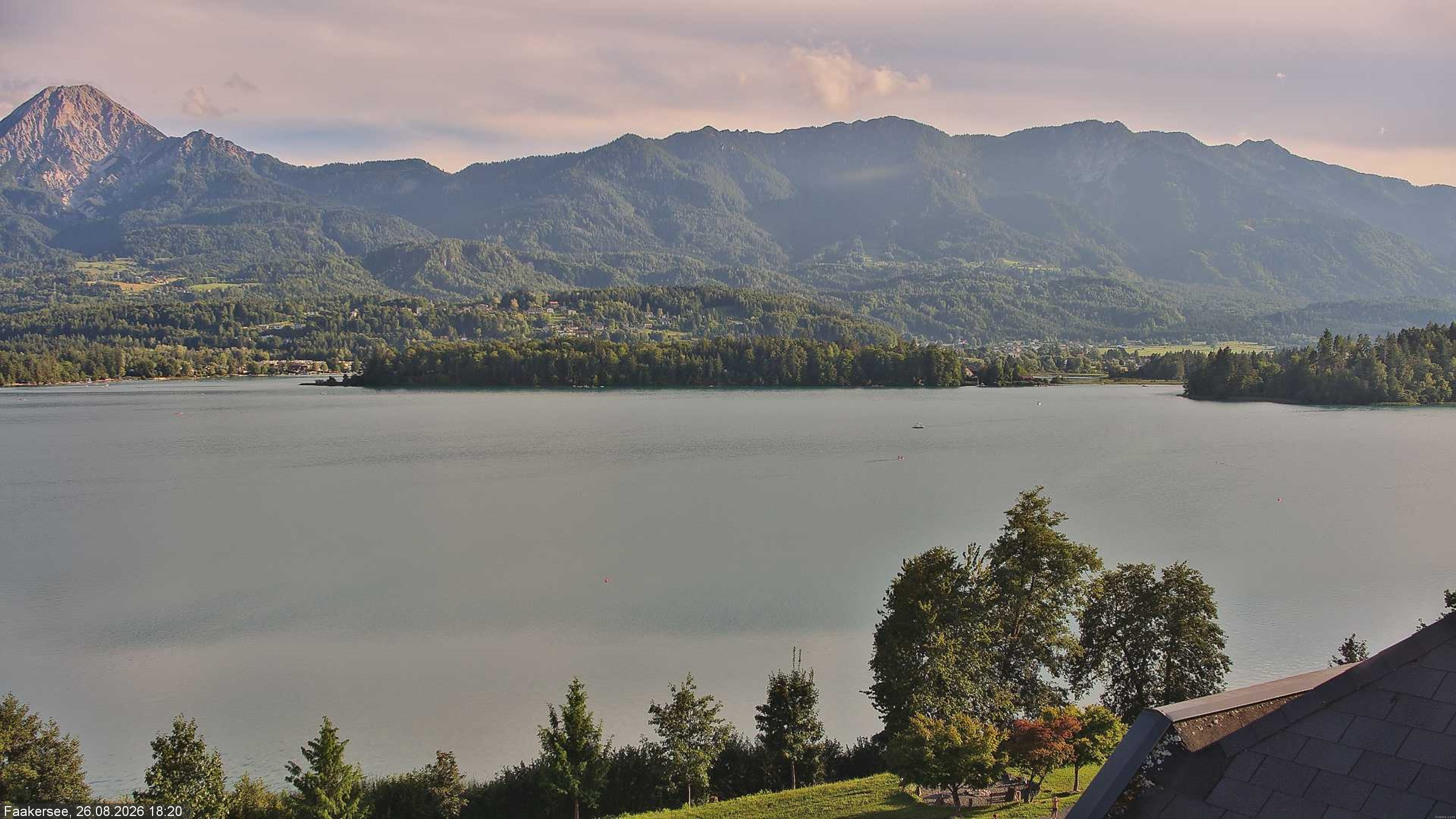 Archived image Webcam Faaker See lake, near Villach