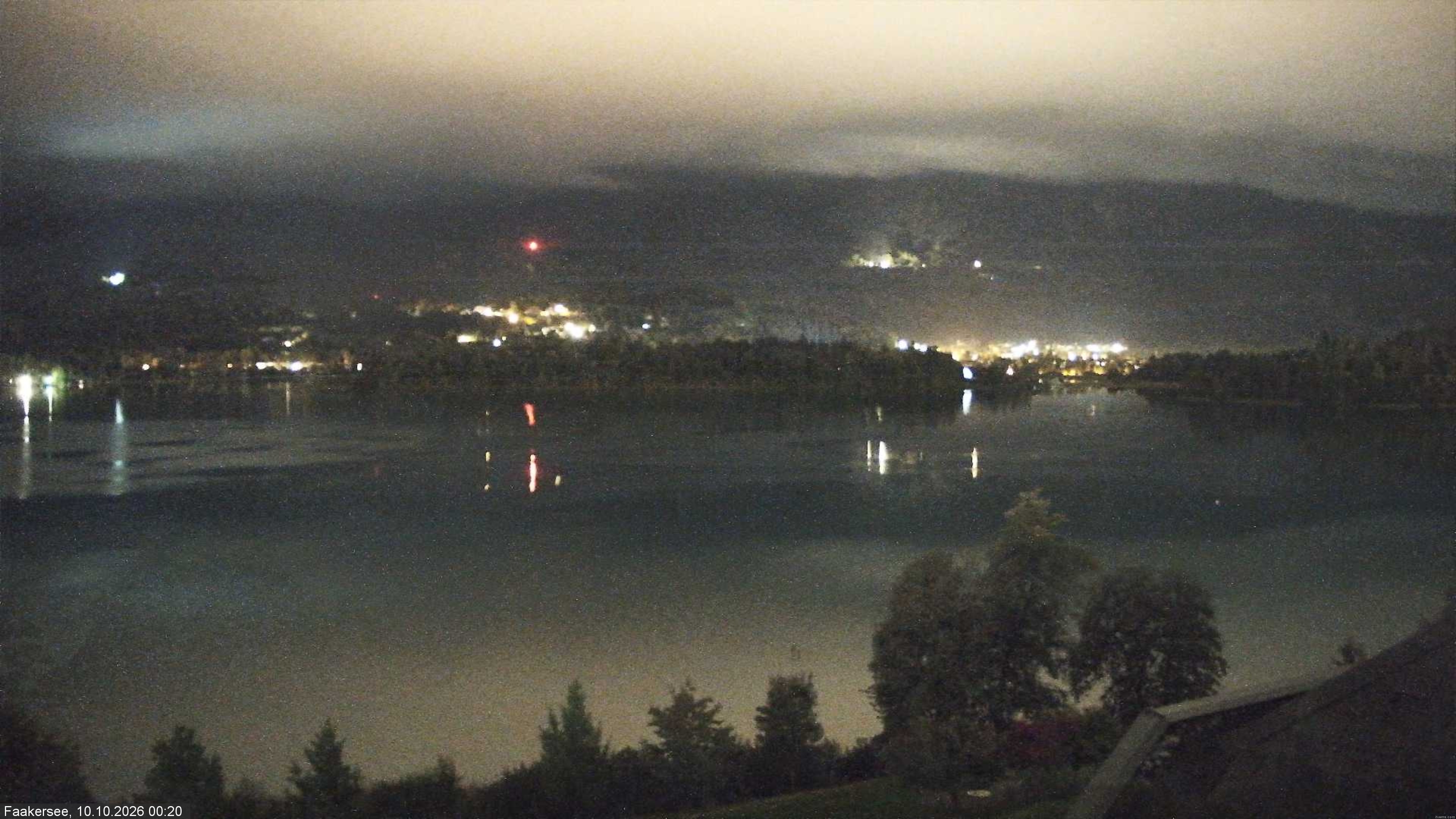 Archived image Webcam Faaker See lake, near Villach