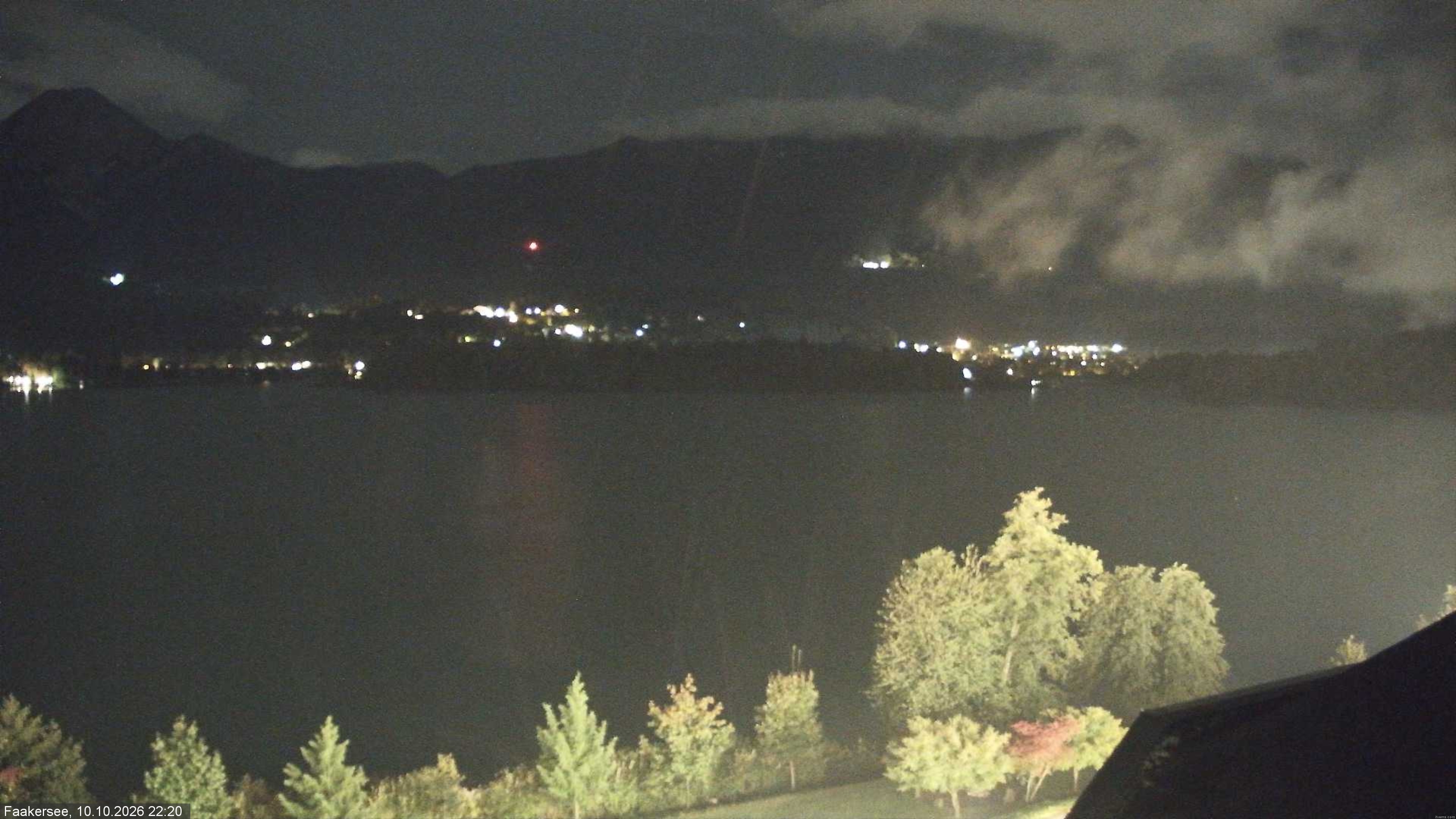 Archived image Webcam Faaker See lake, near Villach