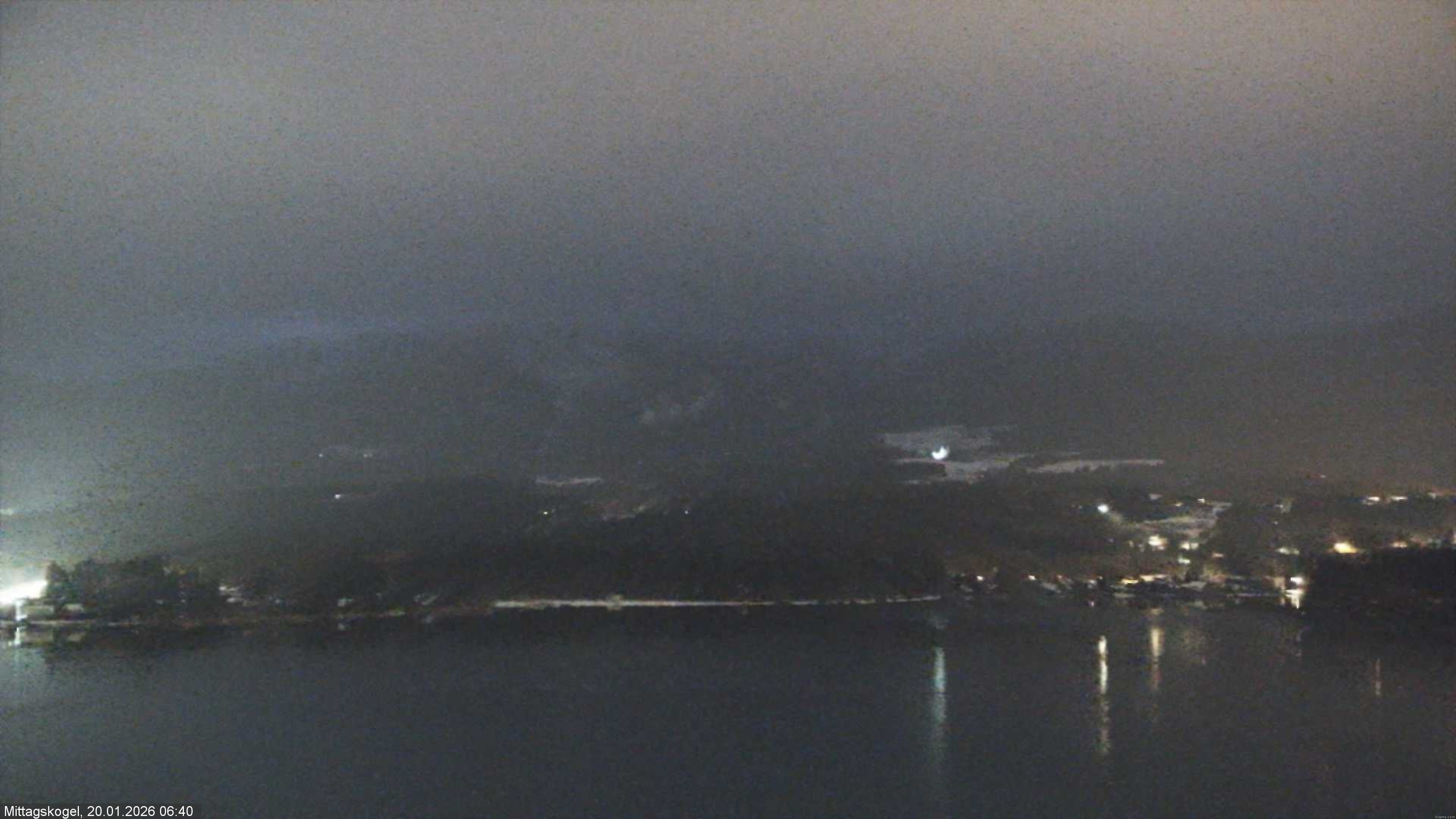 Archiv Foto Webcam Faaker See, Blickrichtung Mittagskogel