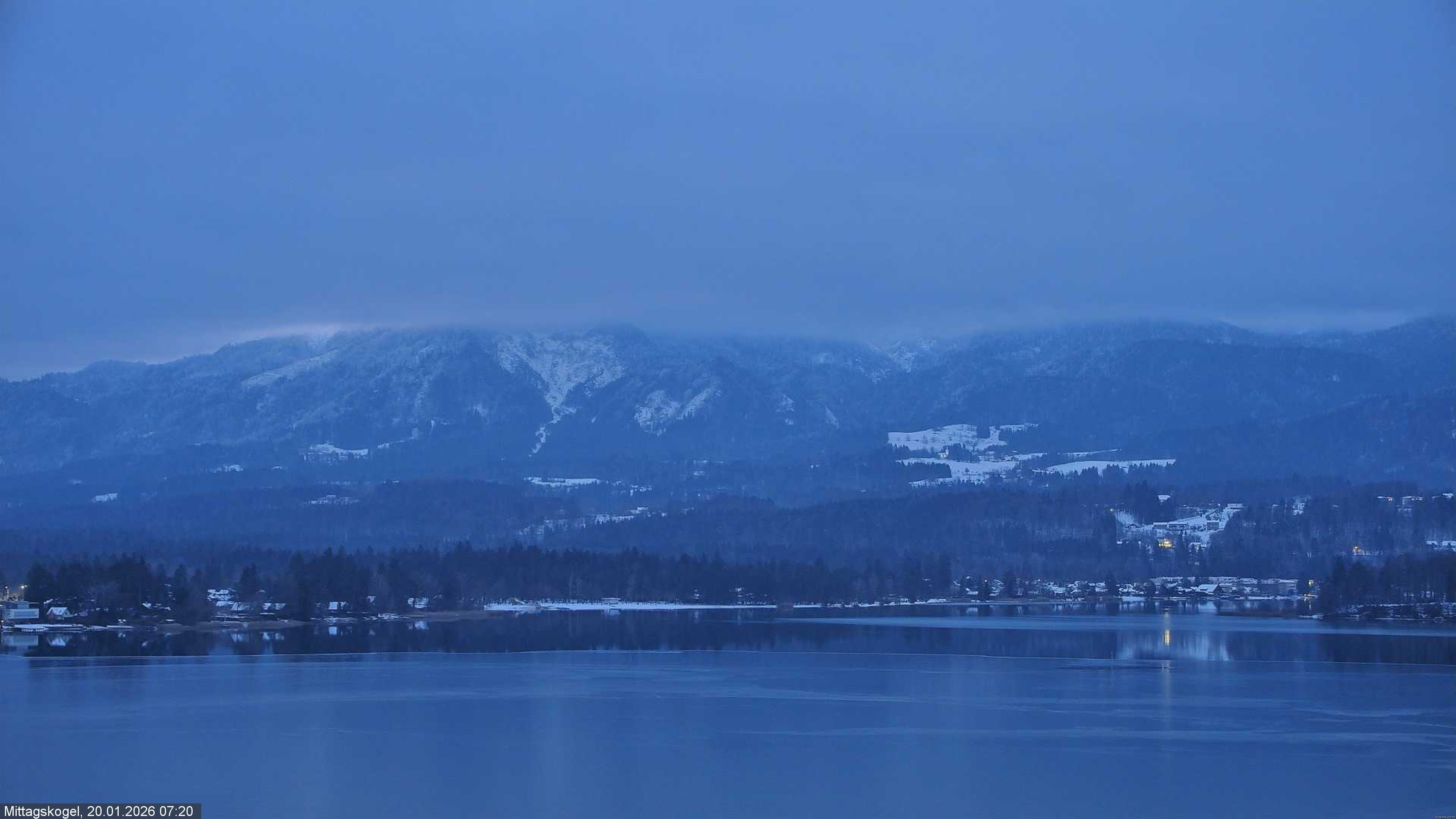 Archiv Foto Webcam Faaker See, Blickrichtung Mittagskogel