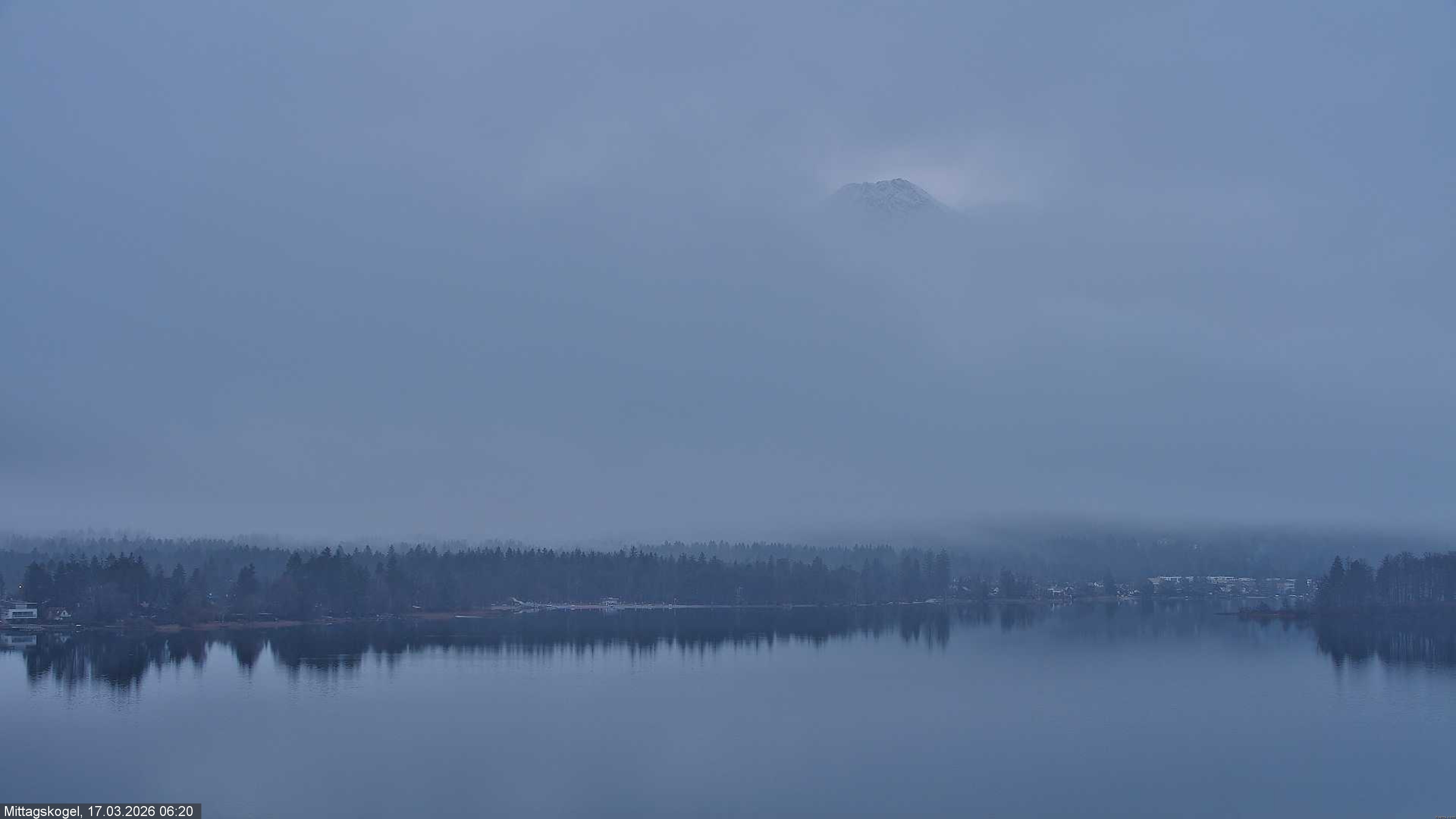 Archiv Foto Webcam Faaker See, Blickrichtung Mittagskogel