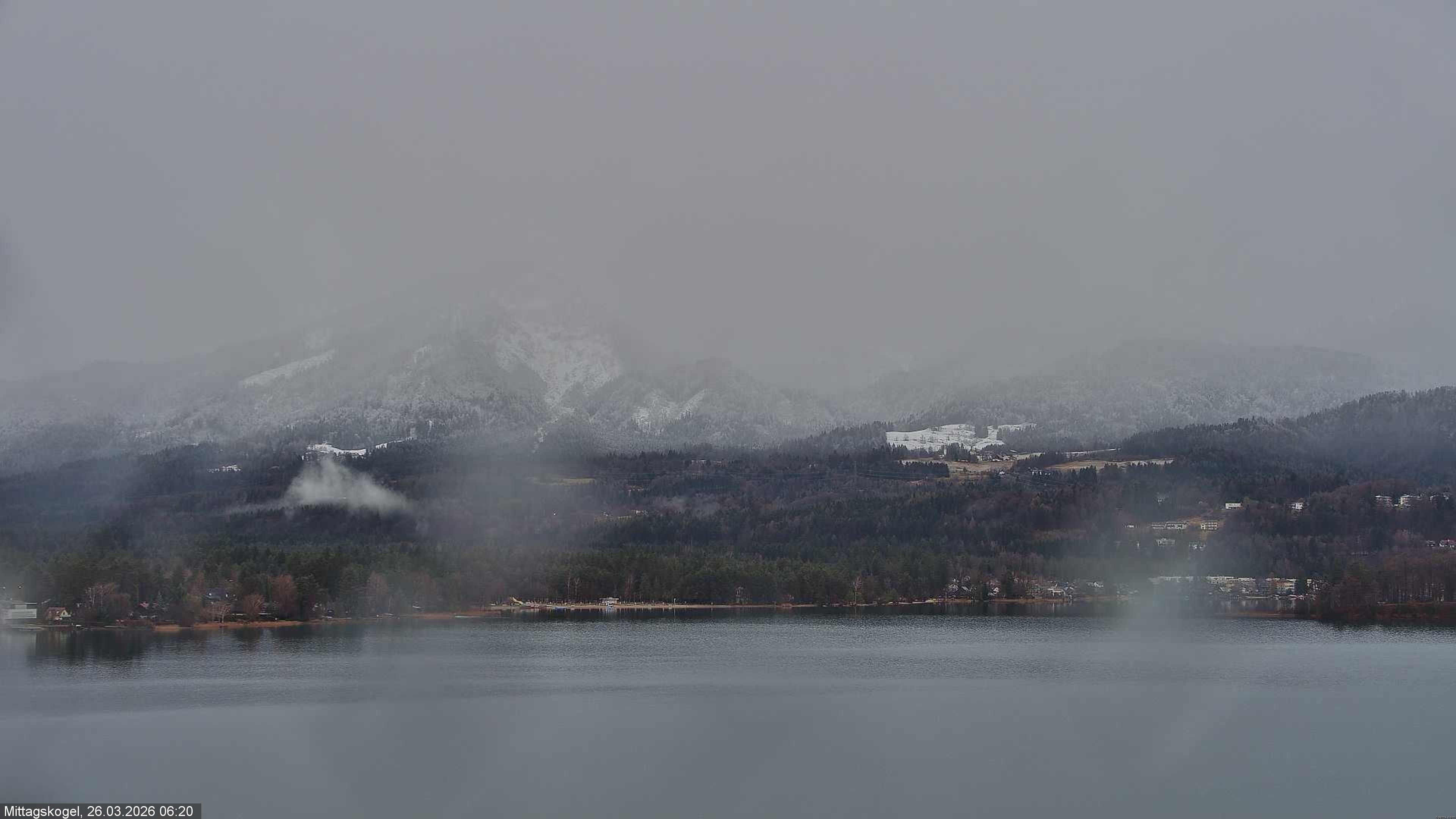 Archived image Webcam Mittagskogel mountain, Faaker See lake
