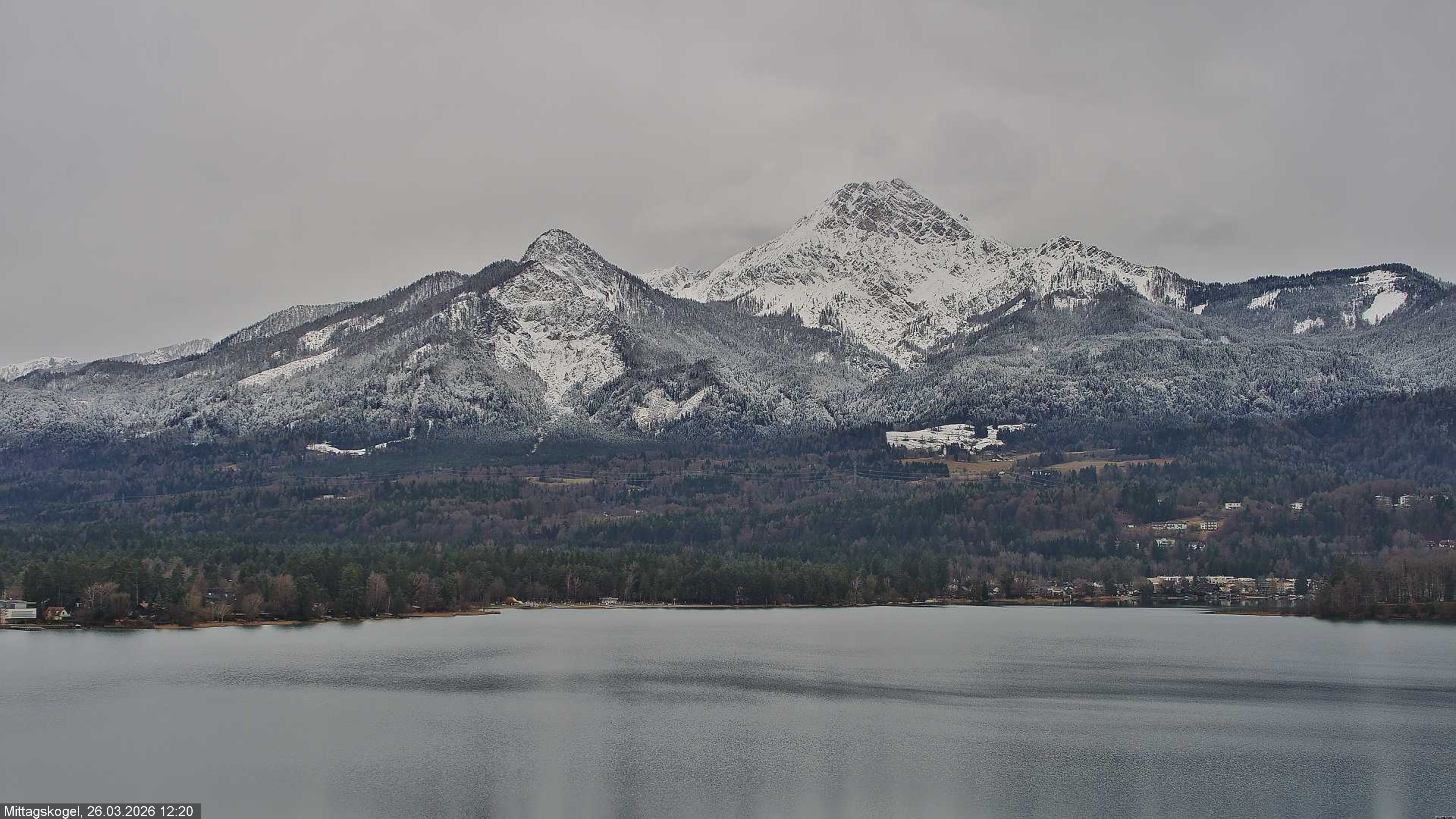 Archived image Webcam Mittagskogel mountain, Faaker See lake