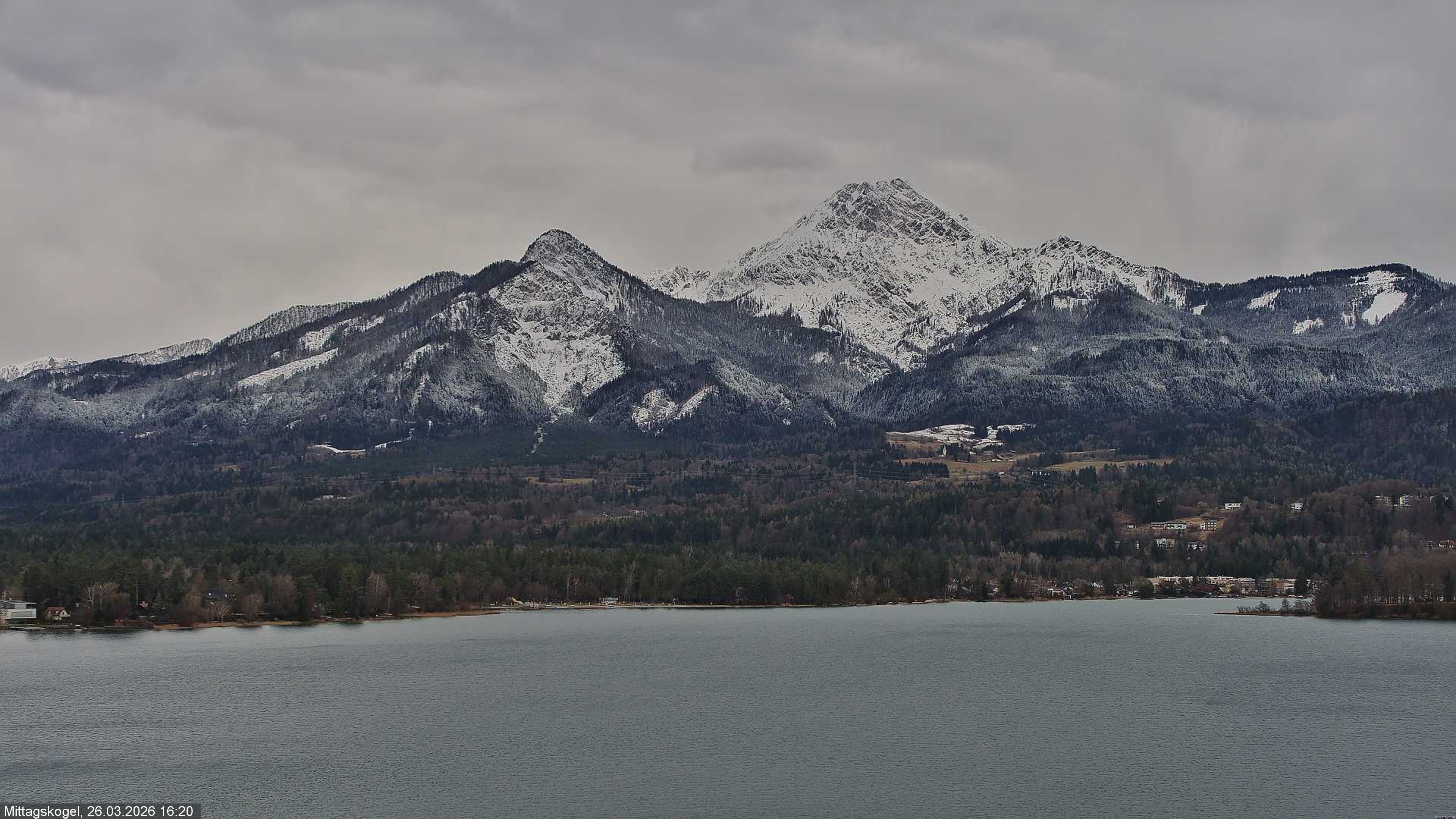 Archived image Webcam Mittagskogel mountain, Faaker See lake