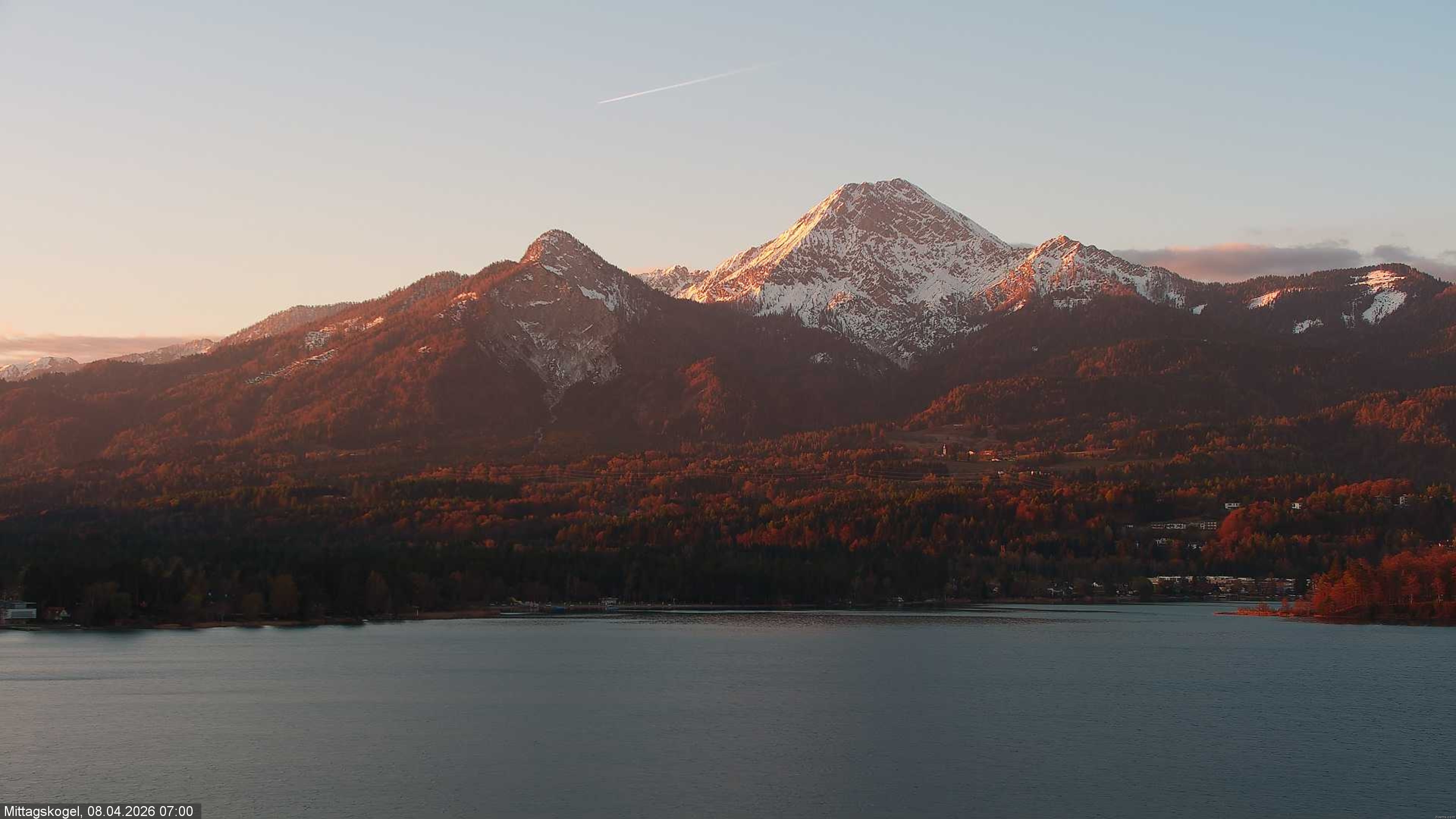 Archived image Webcam Mittagskogel mountain, Faaker See lake