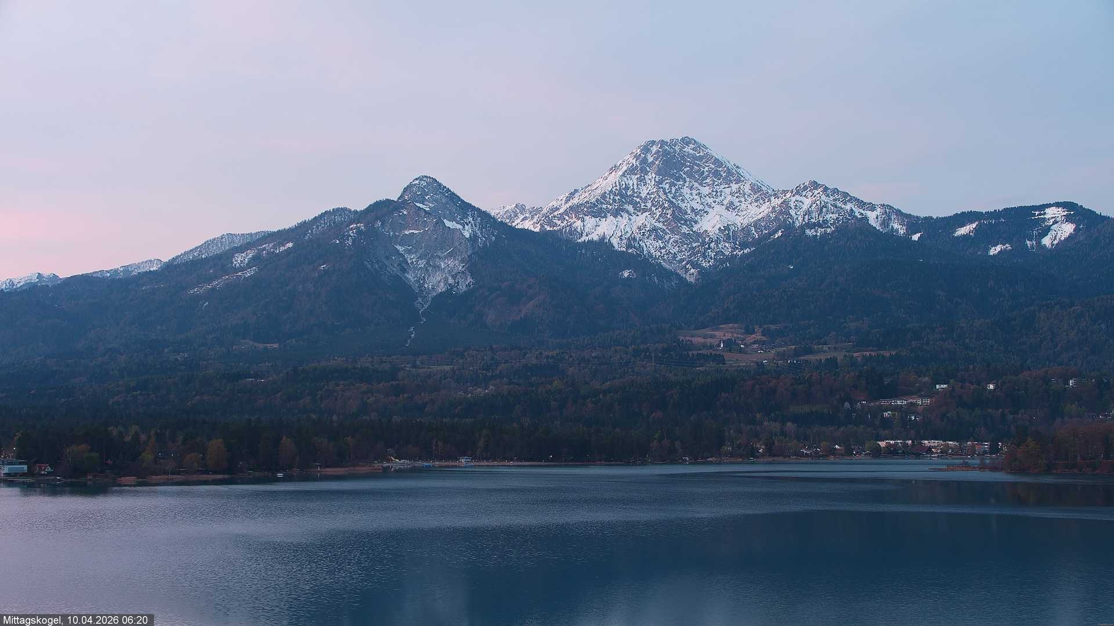 Archiv Foto Webcam Faaker See, Blickrichtung Mittagskogel