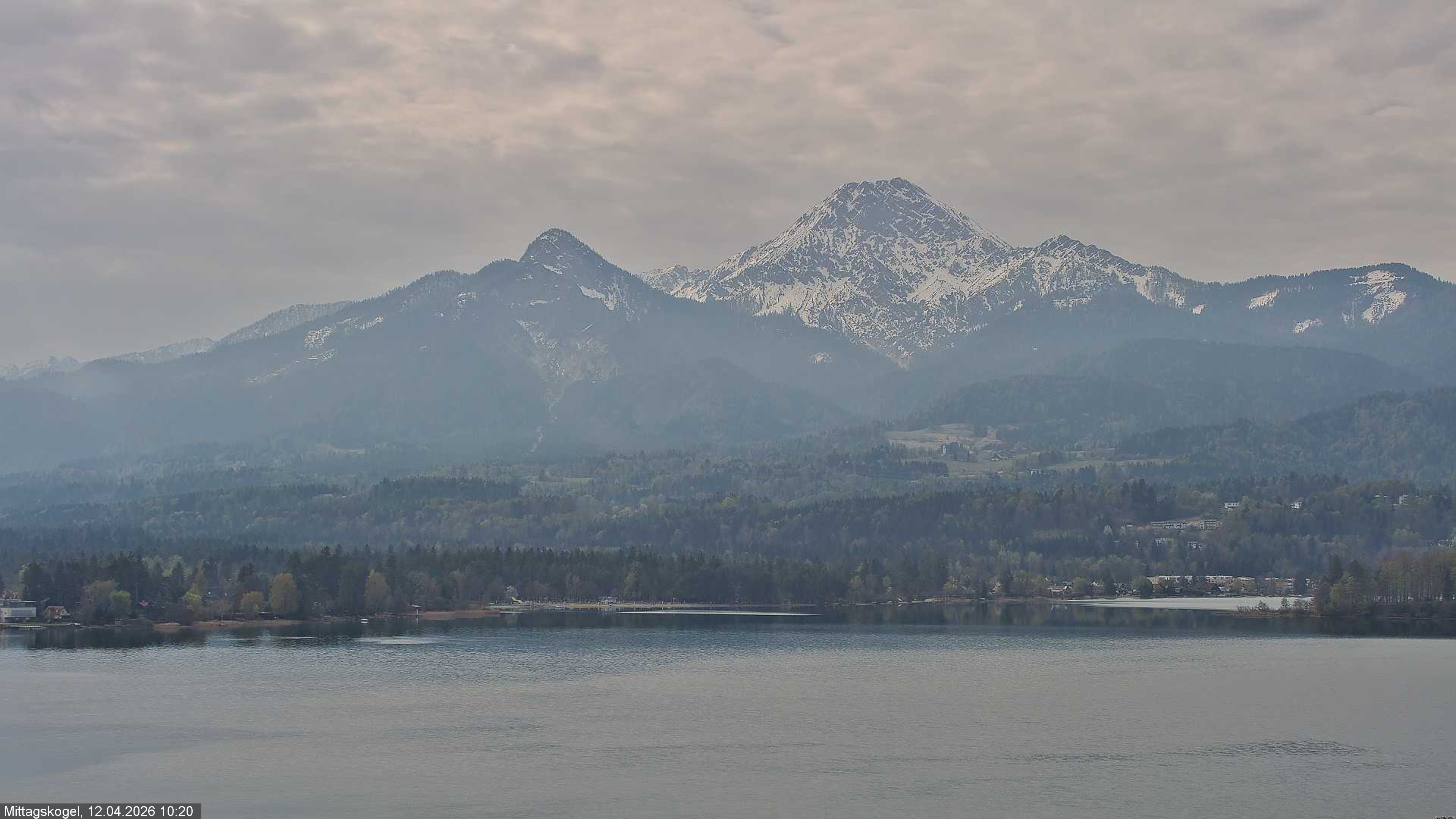 Archiv Foto Webcam Faaker See, Blickrichtung Mittagskogel