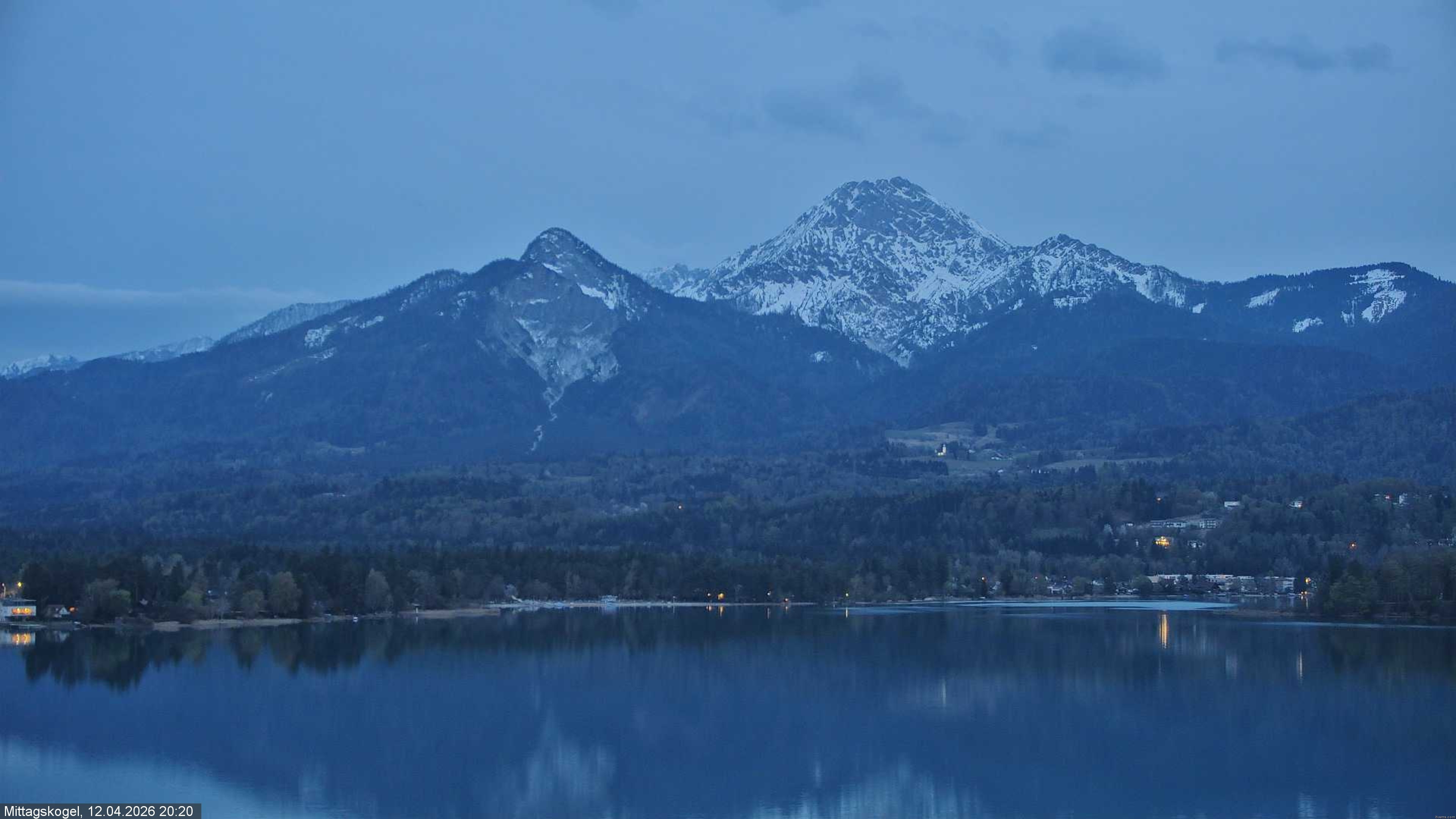 Archived image Webcam Mittagskogel mountain, Faaker See lake