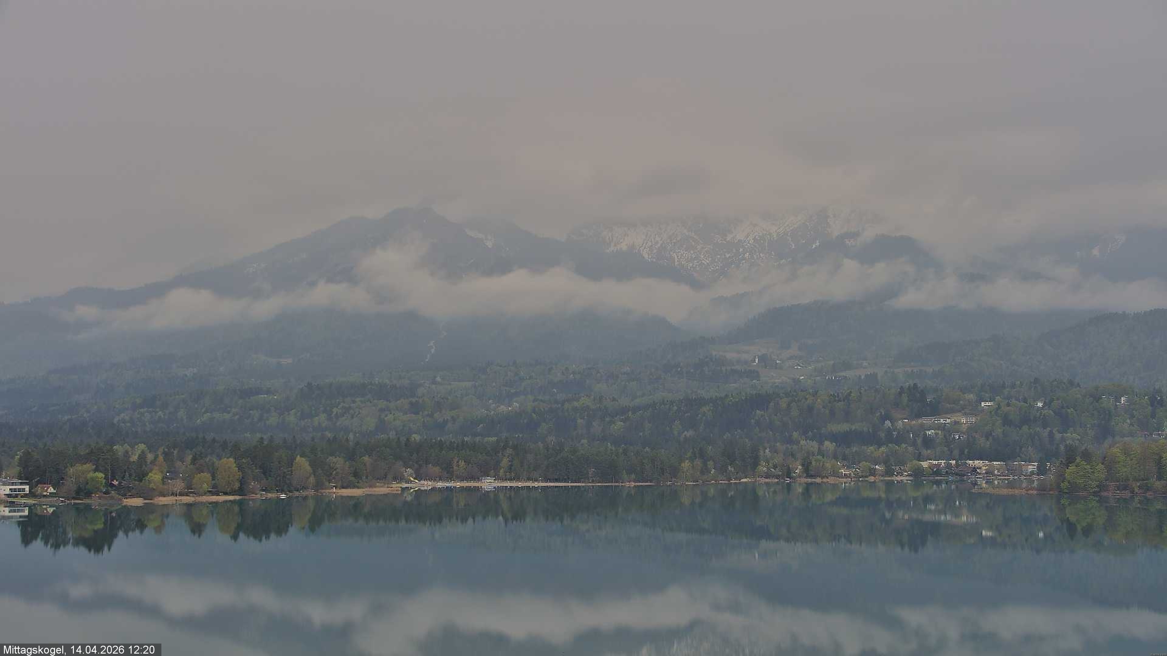 Archiv Foto Webcam Faaker See, Blickrichtung Mittagskogel